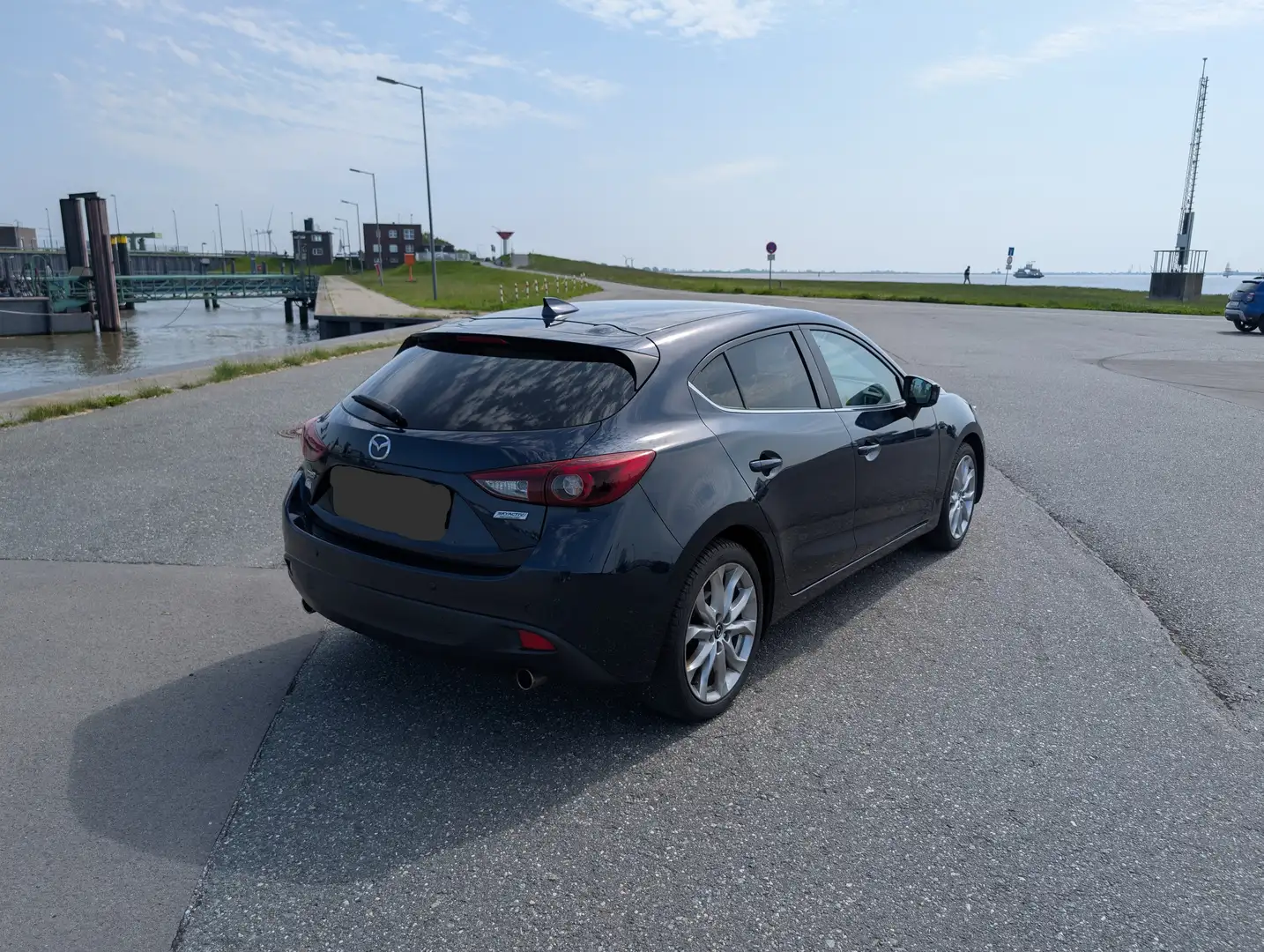 Mazda 3 3 SKYACTIV-G 120 Exclusive-Line Blau - 2