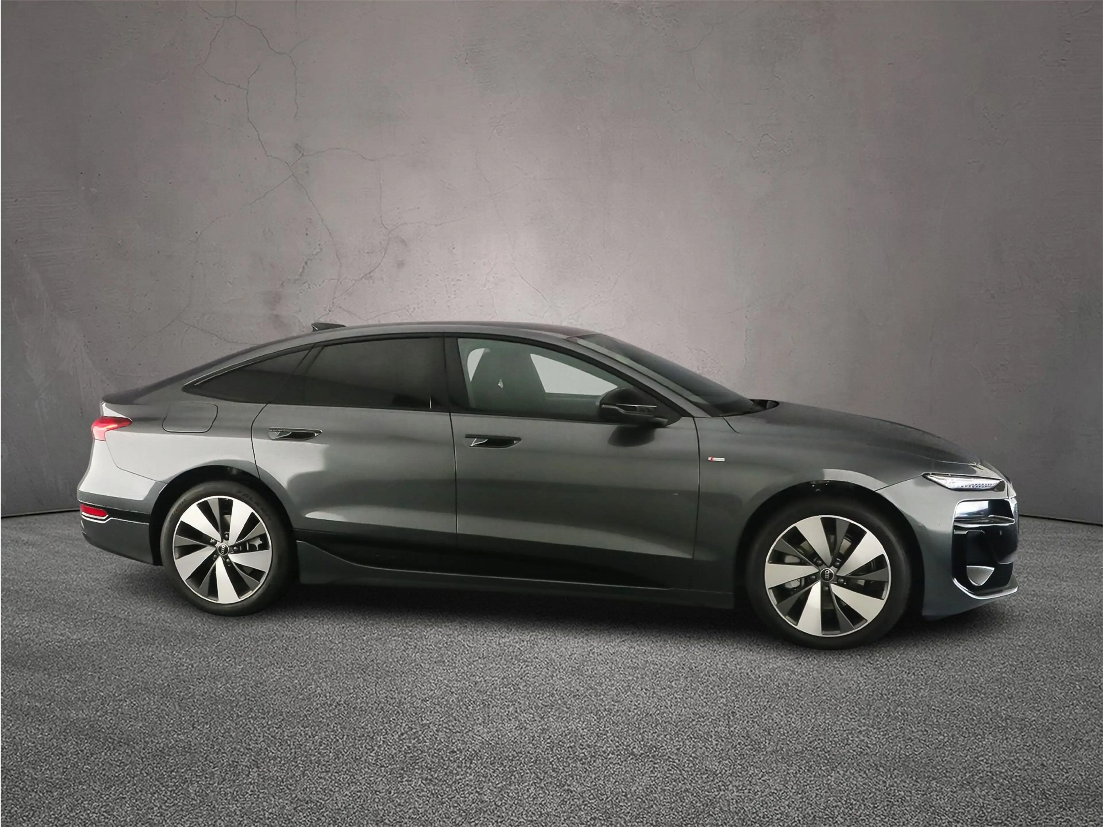 Audi A6 e-tron Sportback e-tron 286pk S edition — photo 6