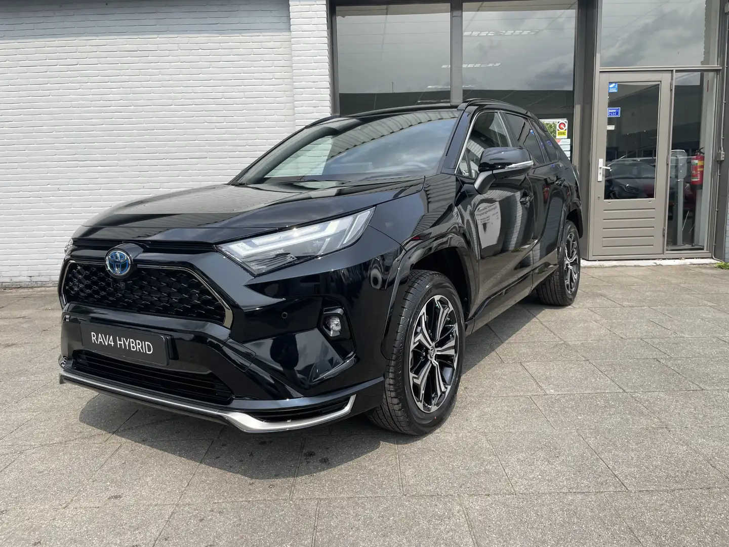 Toyota RAV 4 2.5 Plug-in Hybrid AWD Limited Edition Automaat 30 Noir - 1