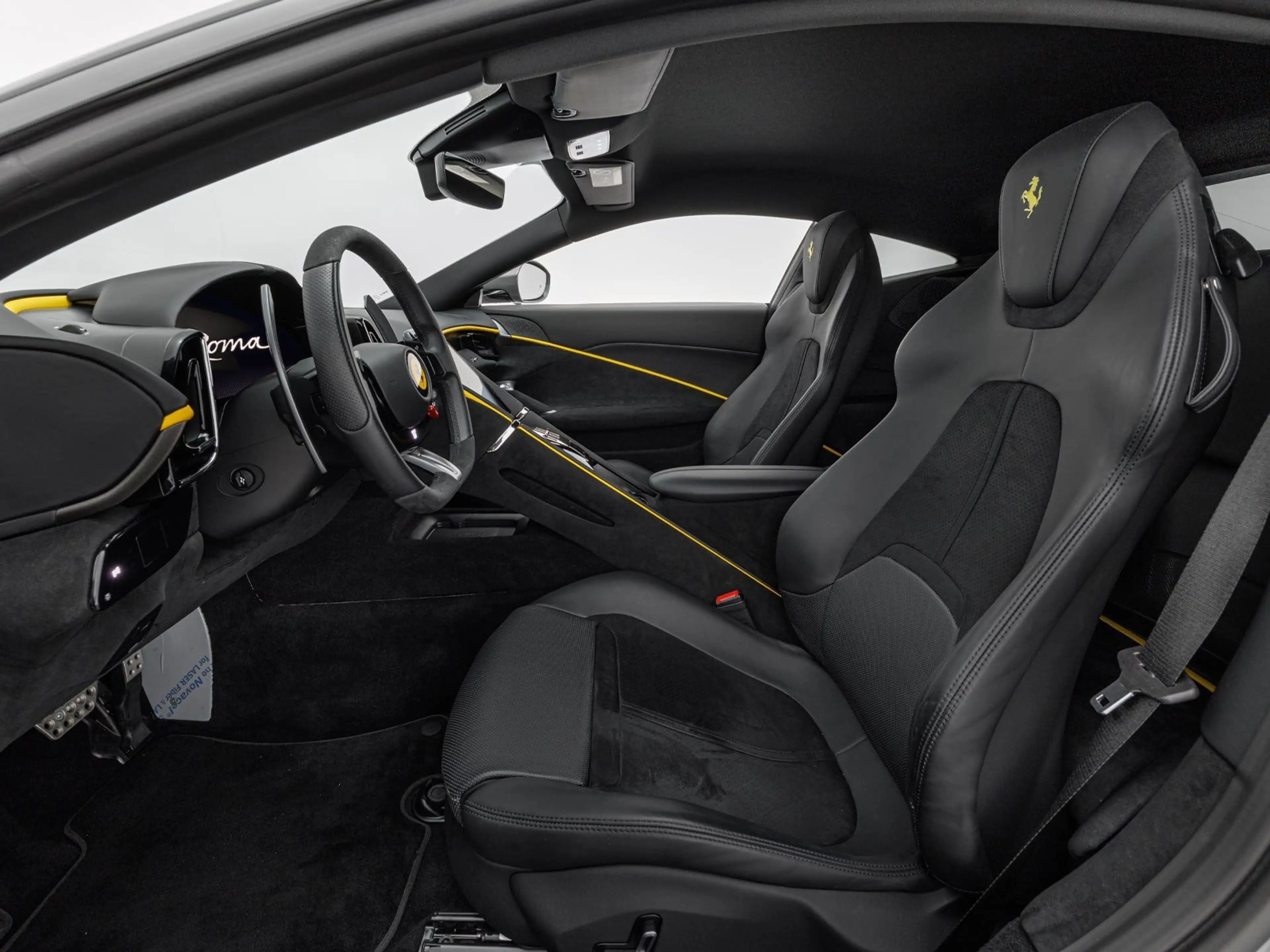 Ferrari Roma — photo 15