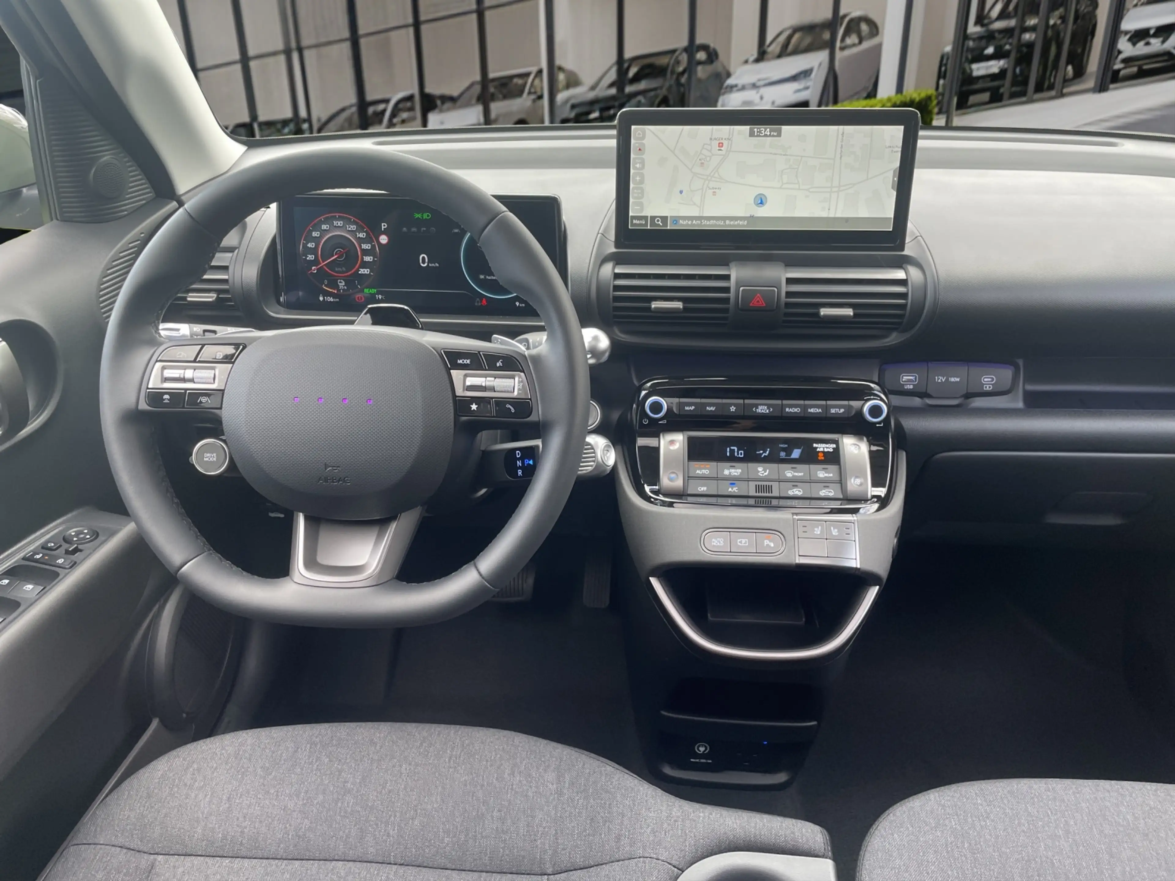 Hyundai Inster Elektro 49,0 kWh Prime PANO/NSCC/VIRTUAL — photo 14