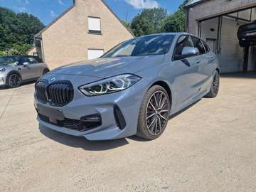 118iA / M-Pack / Head-up / Harman Kardon / Pano-dak / 19" wheel