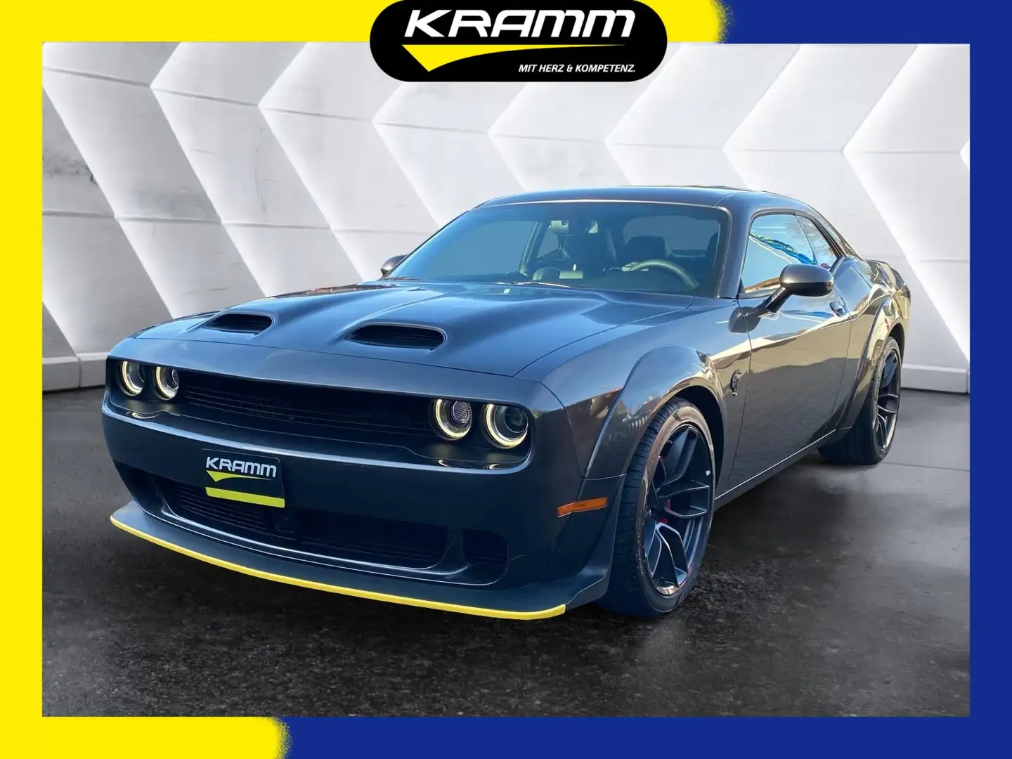 Dodge Challenger SRT Hellcat WIDEBODY Sportp. LED PDC Серый - 1