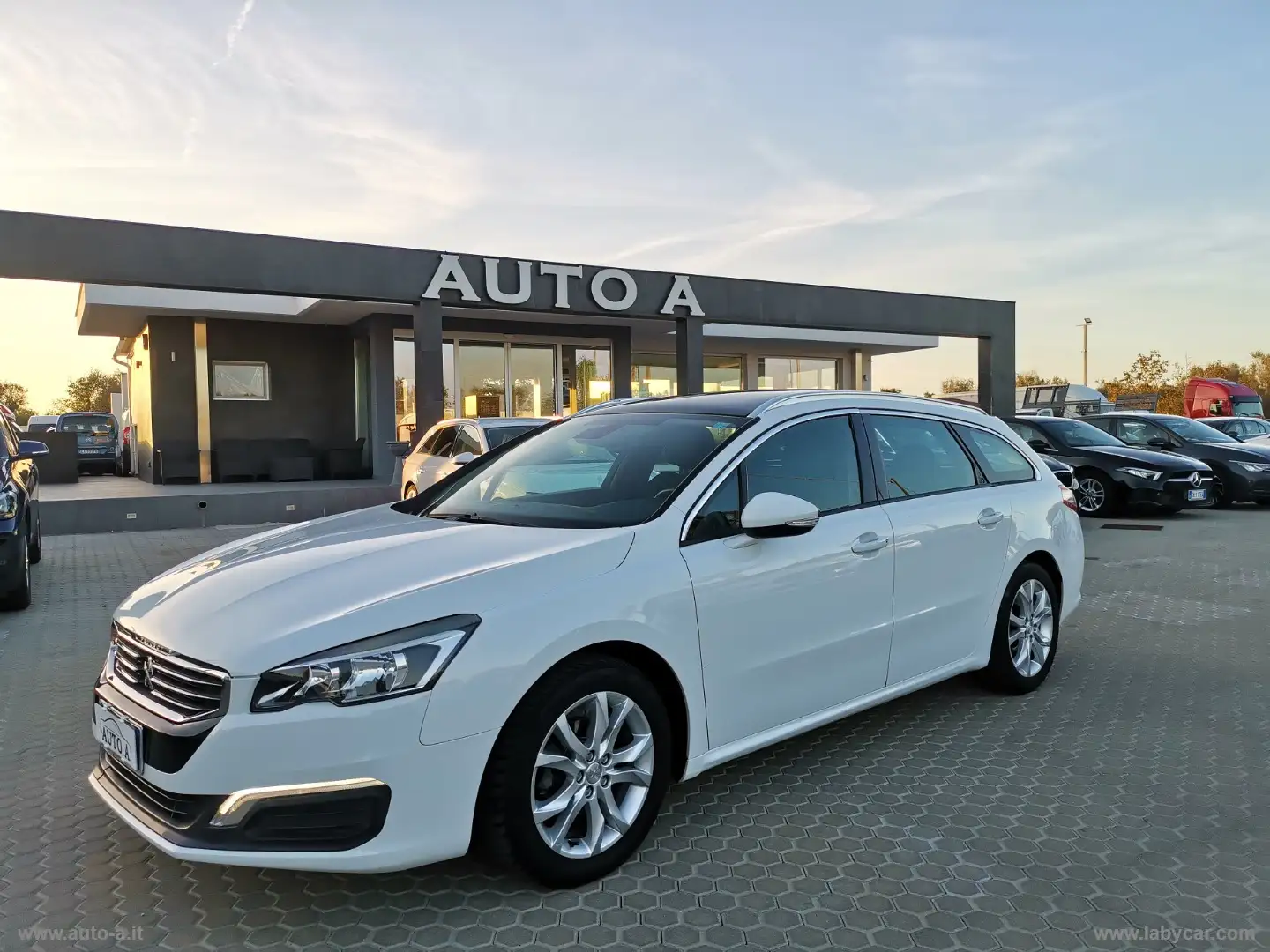 Peugeot 508 BlueHDi 120 S&S SW Business Bianco - 1