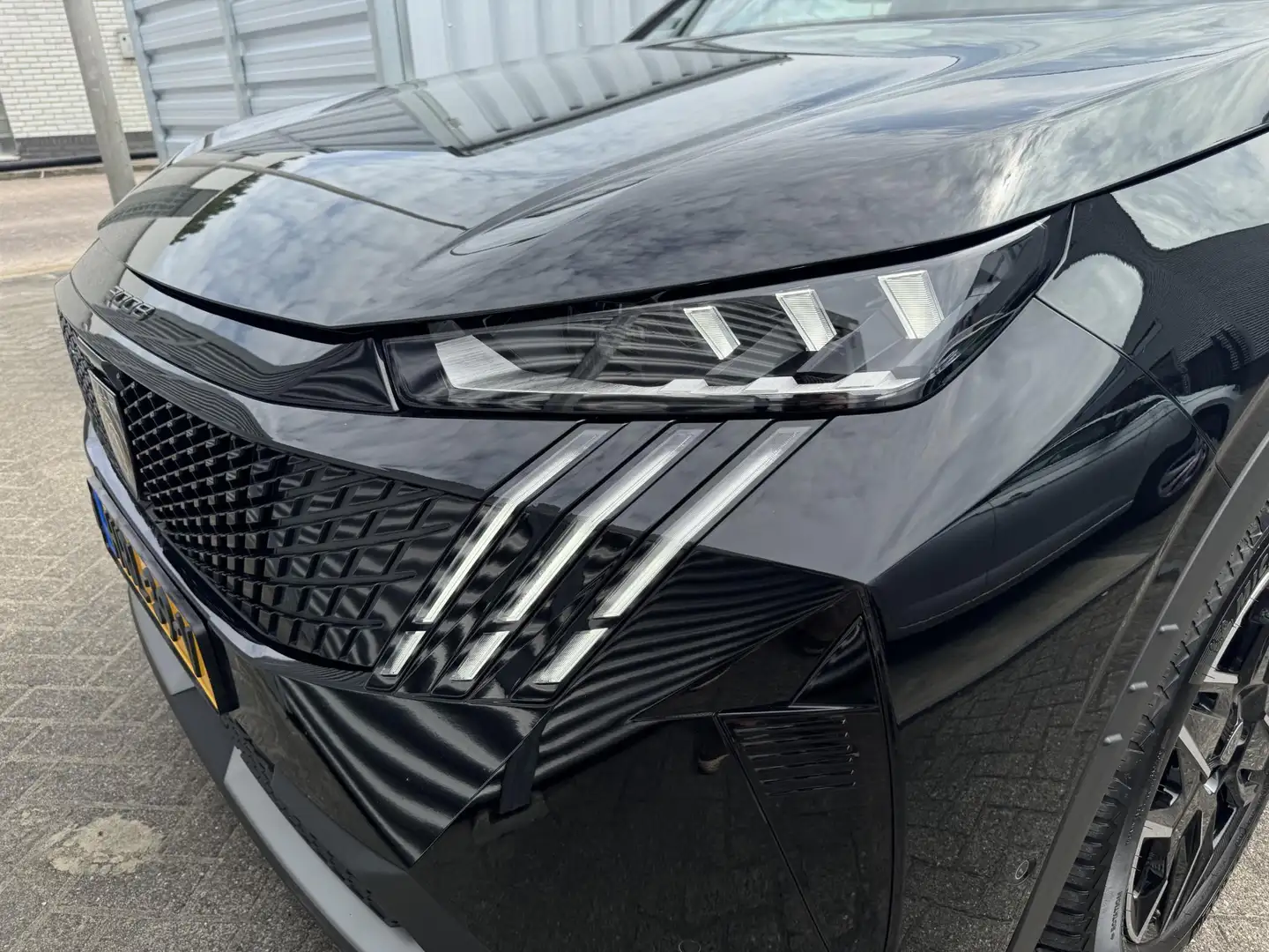 Peugeot 3008 1.2 Hybrid e-DCS6 136pk GT | NAVIGATIE | LEDER BEK Schwarz - 2