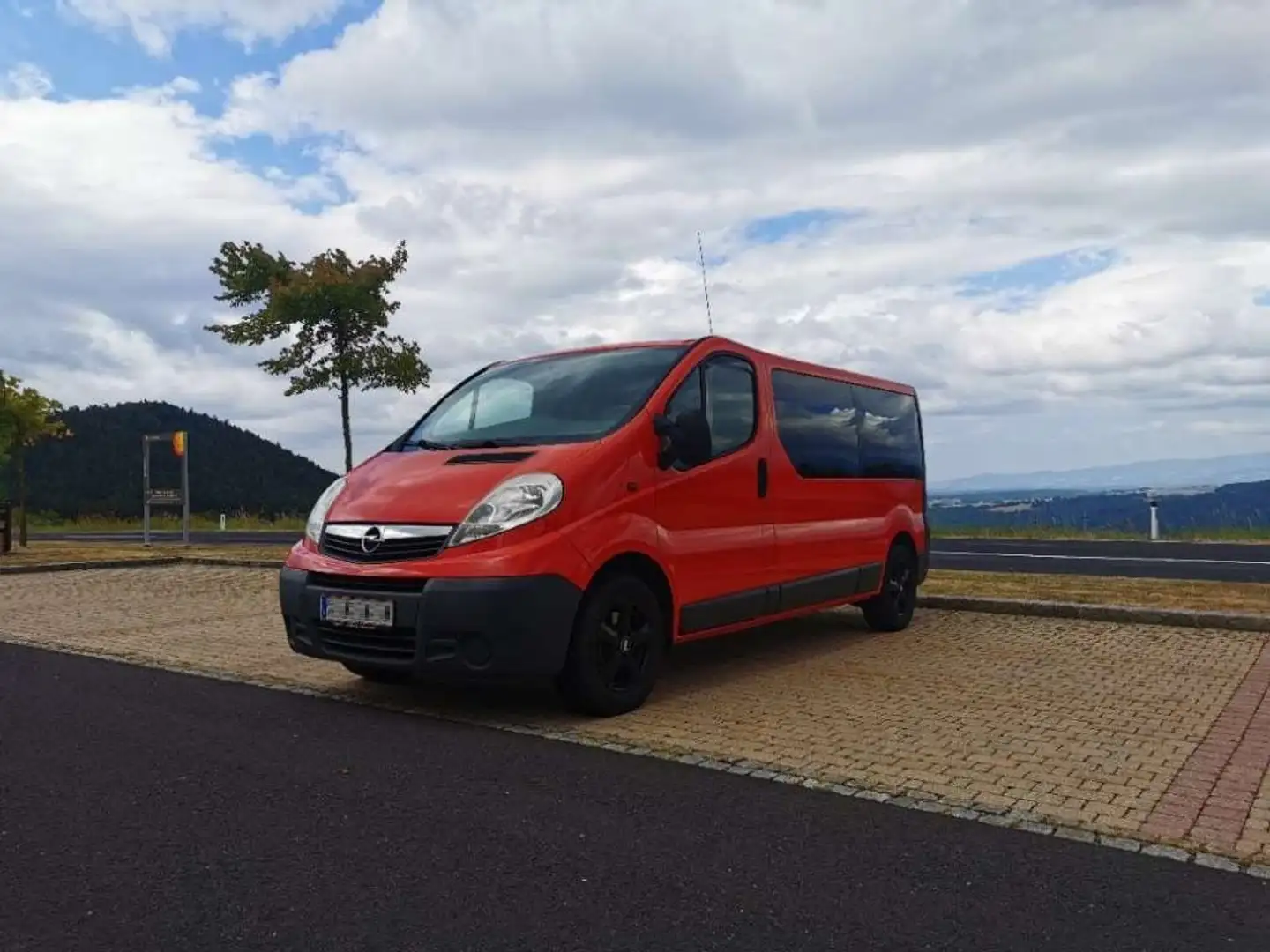 Opel Vivaro Vivaro Combi L1H1 2,0 CDTI 2,9t Euro 5 DPF Rot - 2
