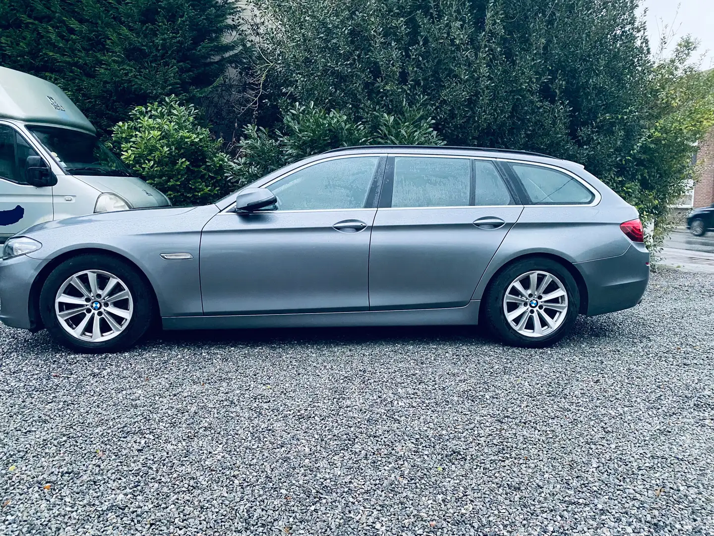 BMW 520 Touring 520d DPF Confort A Gris - 1