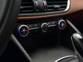 Alfa Romeo Giulia 2.0T 200PK LEER CAMERA Rot - thumbnail 21