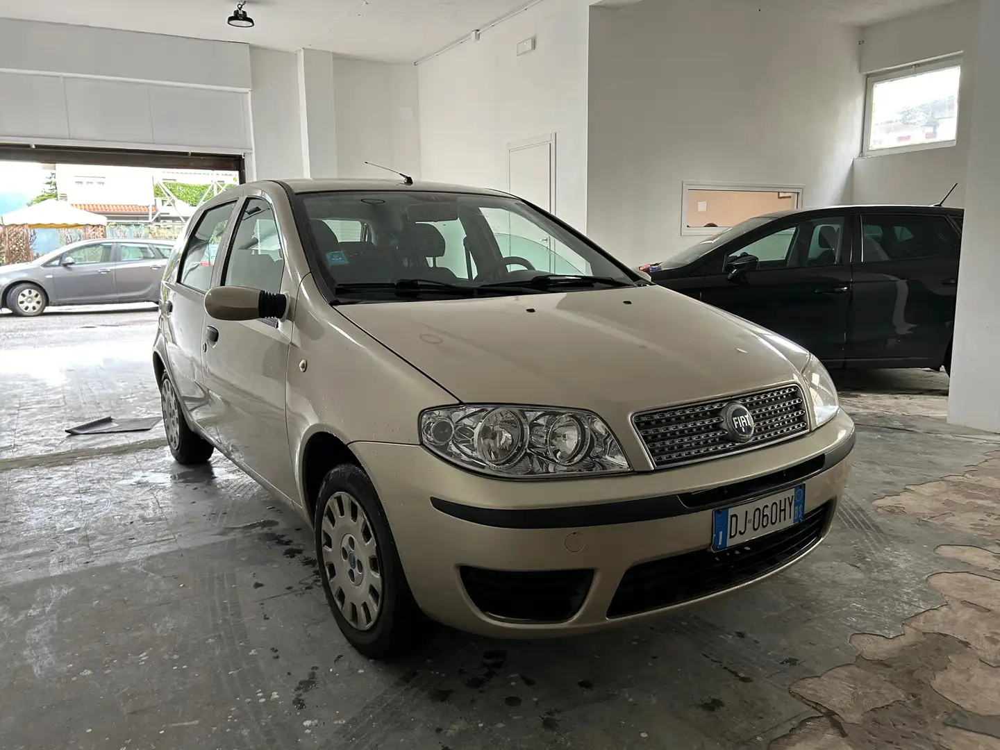 Fiat Punto 5p 1.2 Classic Beżowy - 1