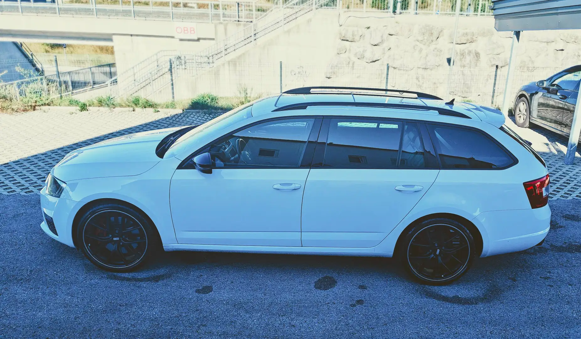 Skoda Octavia Octavia Combi RS 2,0 TSI 230 230 Weiß - 2