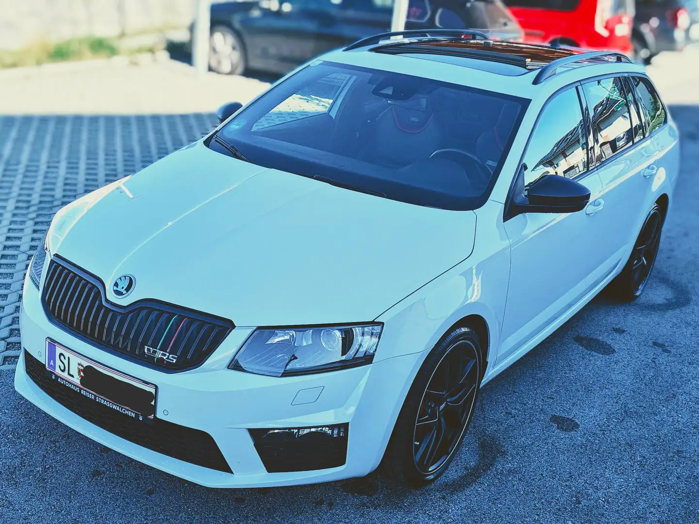 Skoda Octavia Octavia Combi RS 2,0 TSI 230 230 Weiß - 1