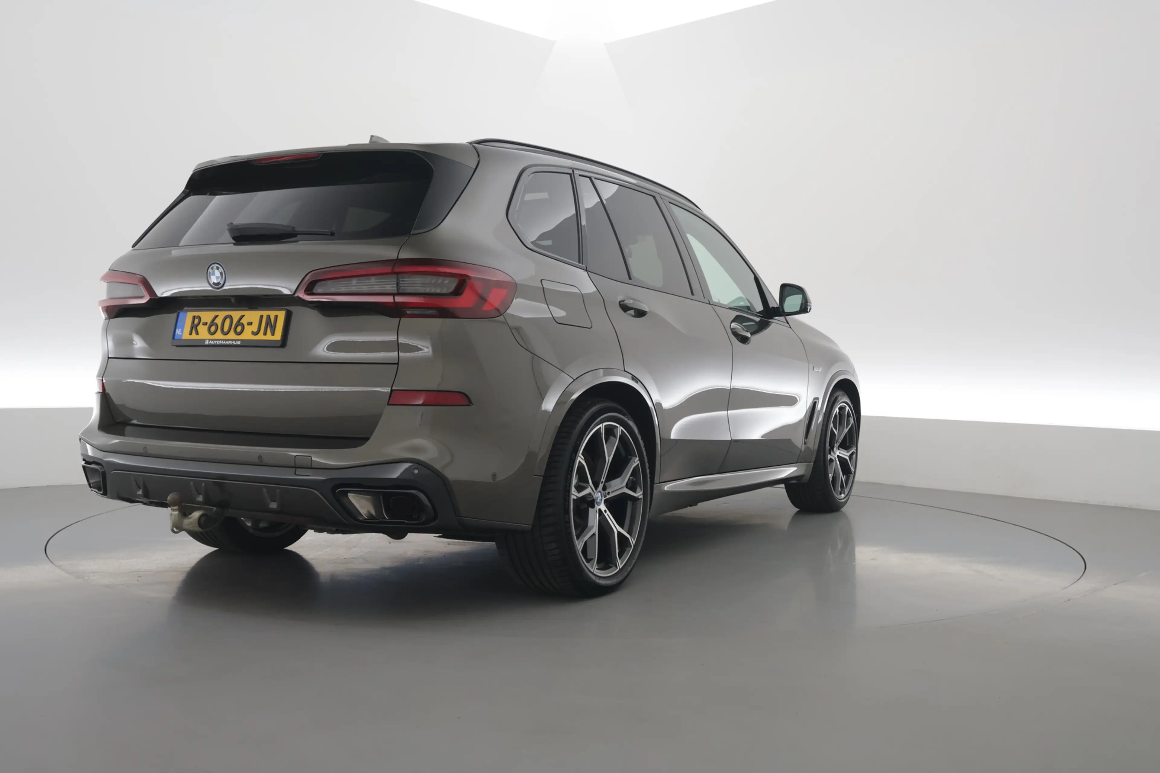 BMW X5 xDrive45e M Sport | Orgi. NL | Skylounge | Active — photo 2