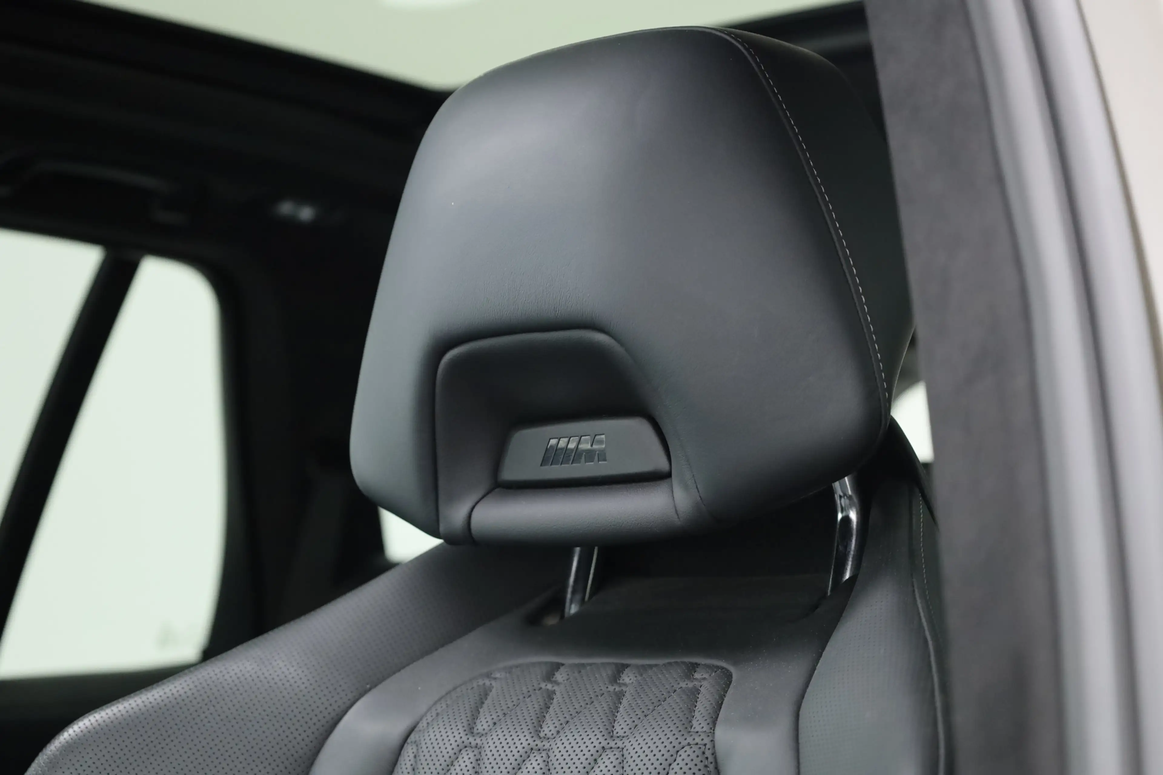 BMW X5 xDrive45e M Sport | Orgi. NL | Skylounge | Active — photo 5