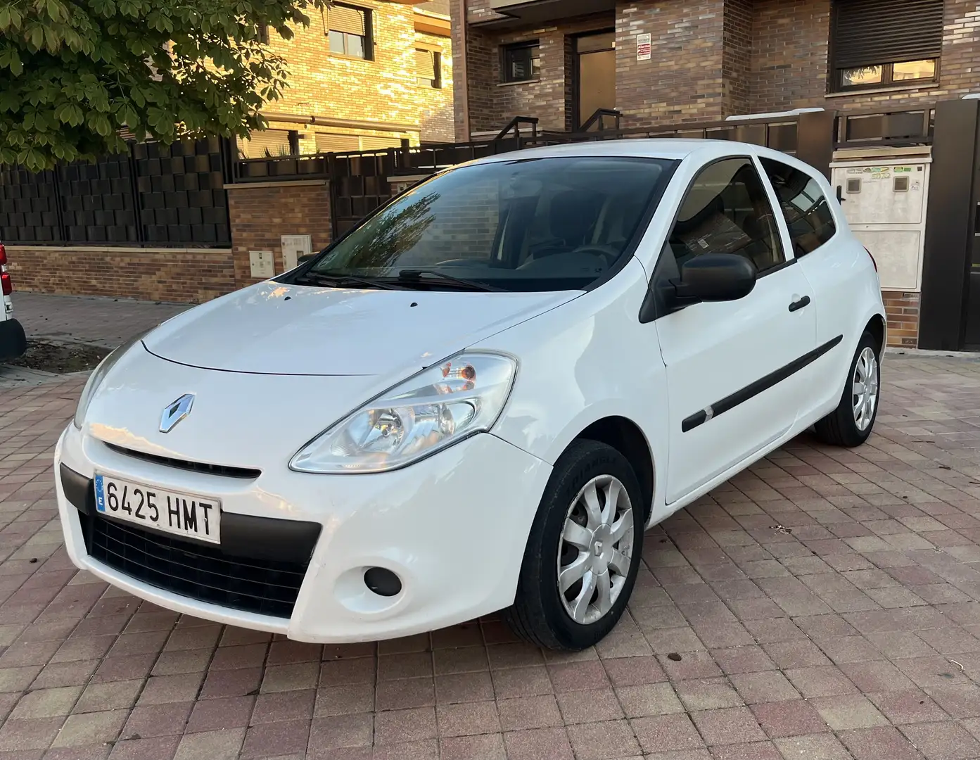 Renault Clio 1.5DCI Business eco2 - 1