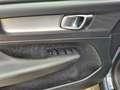 Volvo XC40 D3 AWD Geartronic Momentum AHK AUT LM Grau - thumbnail 16