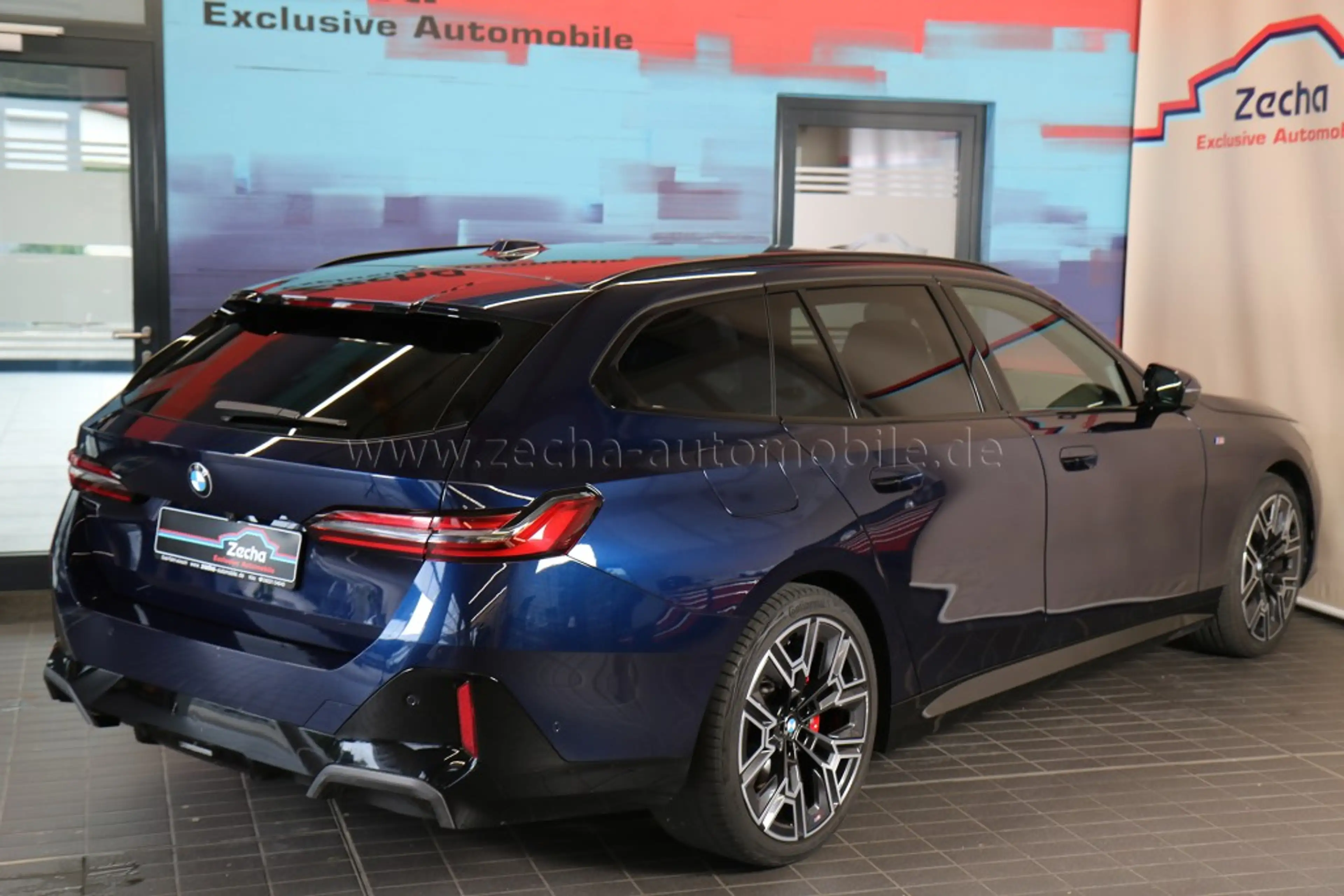 BMW 540 d xDr. Touring M-SportPRO.AHK.Standhzg.Sitzbel. — photo 27