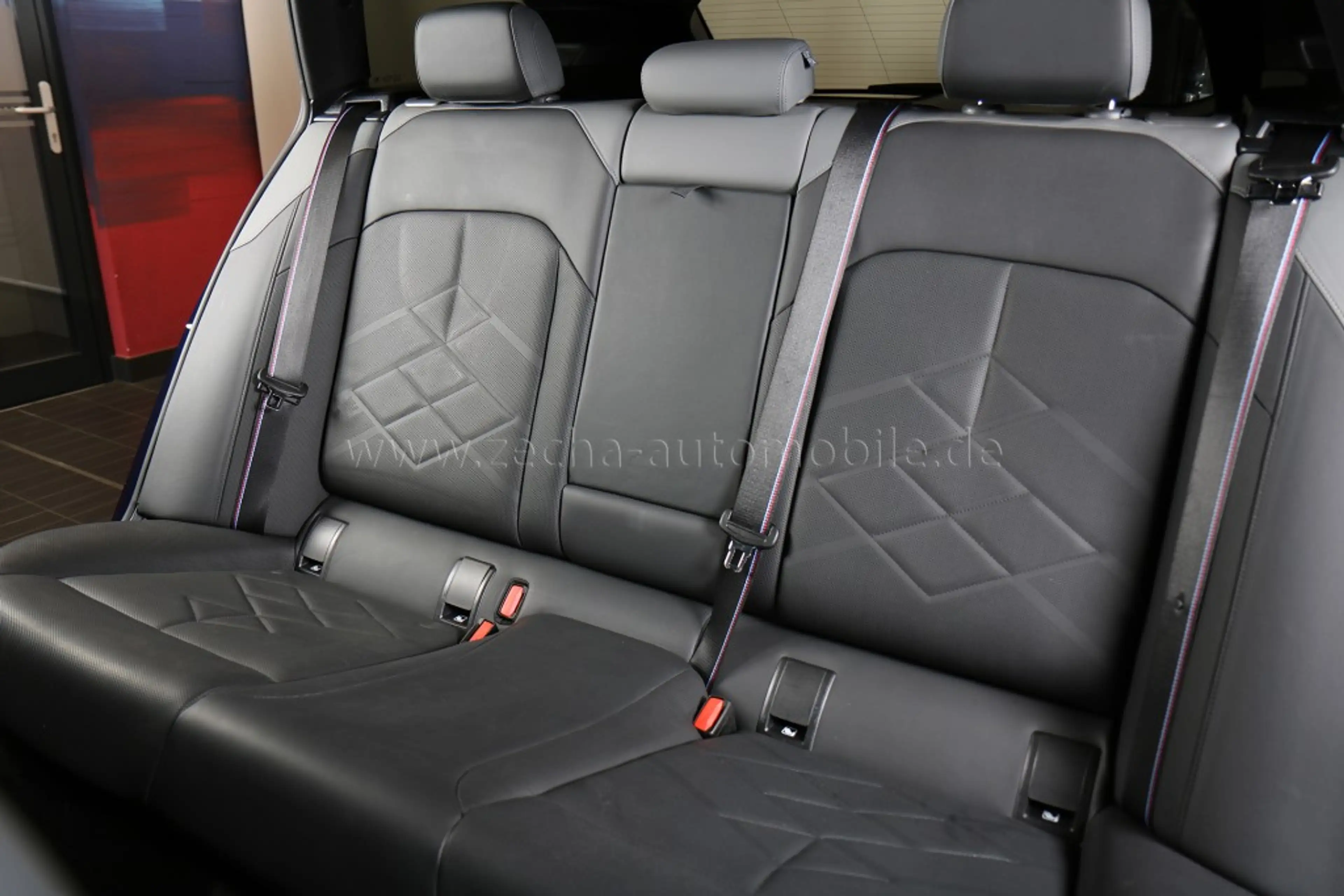 BMW 540 d xDr. Touring M-SportPRO.AHK.Standhzg.Sitzbel. — photo 20