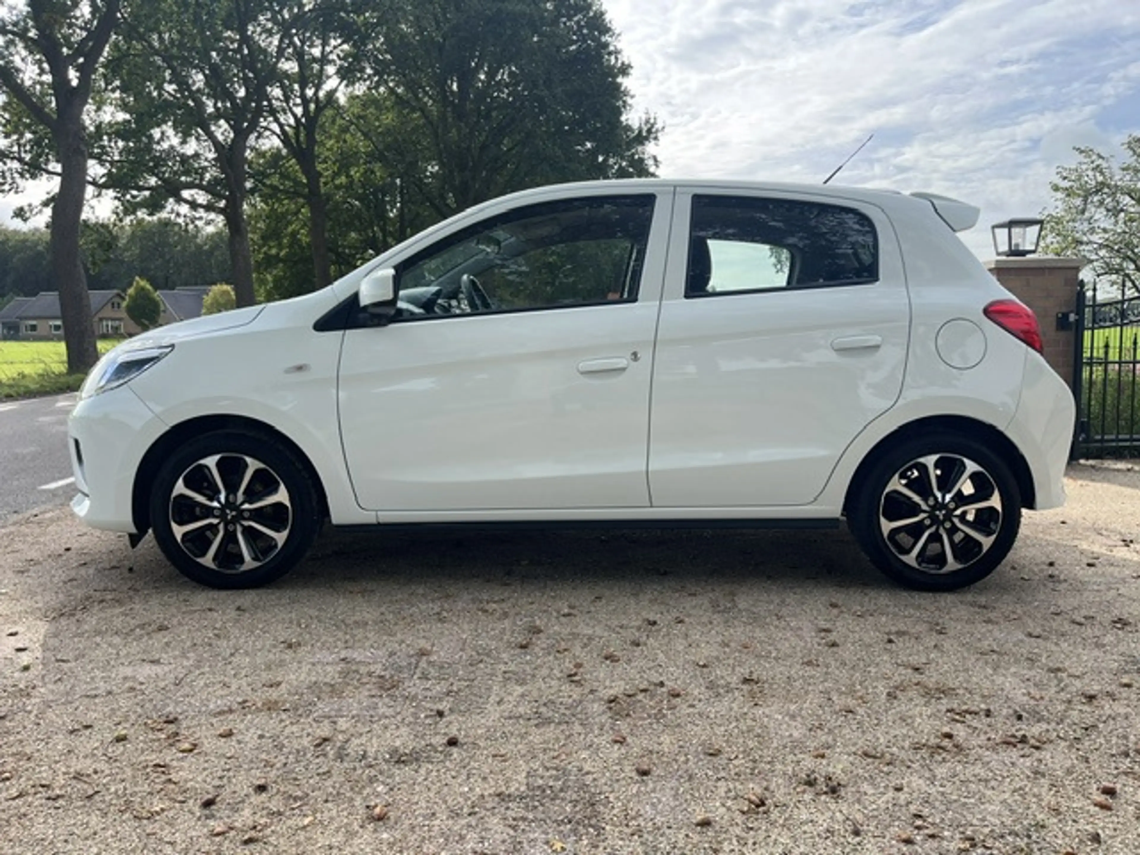 Mitsubishi Space Star 1.2 Connect+ 15dkm!! 2023, Airco, Navigatie, Apple — photo 9