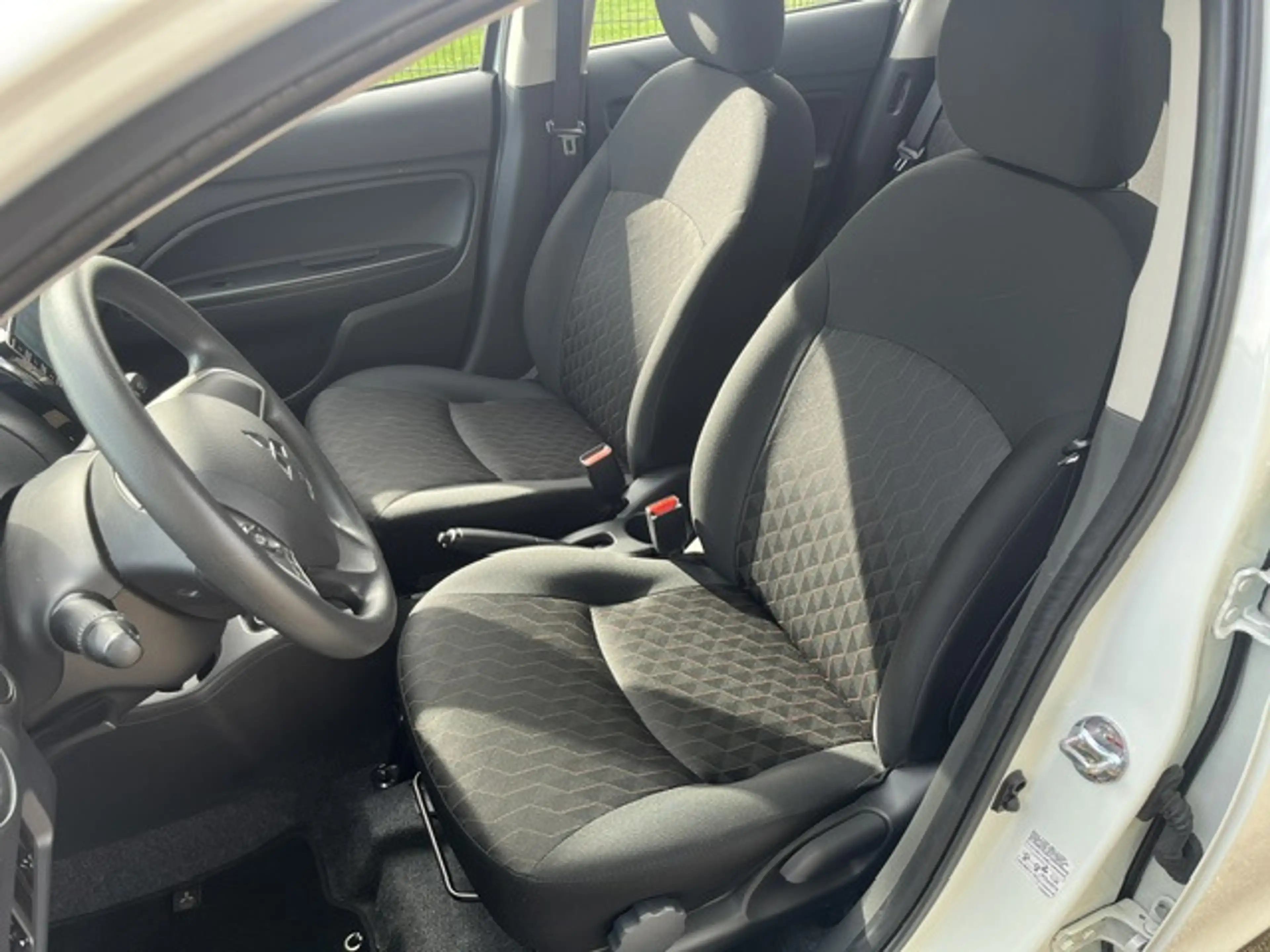 Mitsubishi Space Star 1.2 Connect+ 15dkm!! 2023, Airco, Navigatie, Apple — photo 8