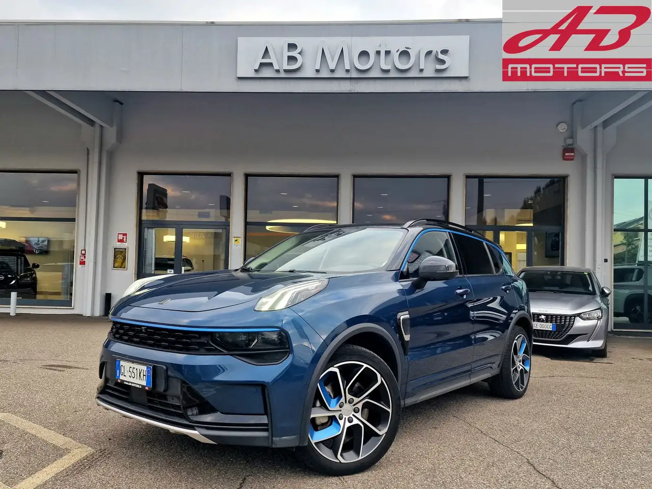 Lynk & Co 01