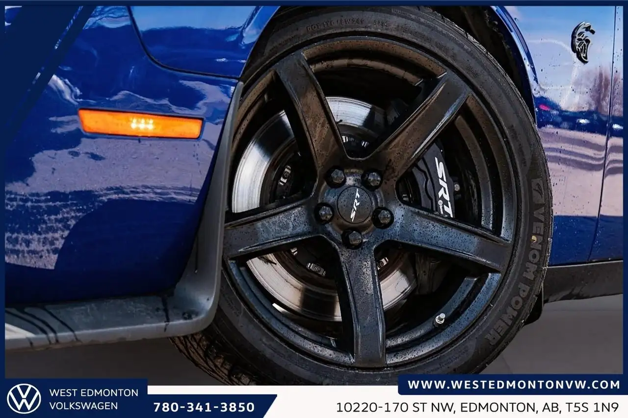 Dodge Challenger photo Dodge Challenger
