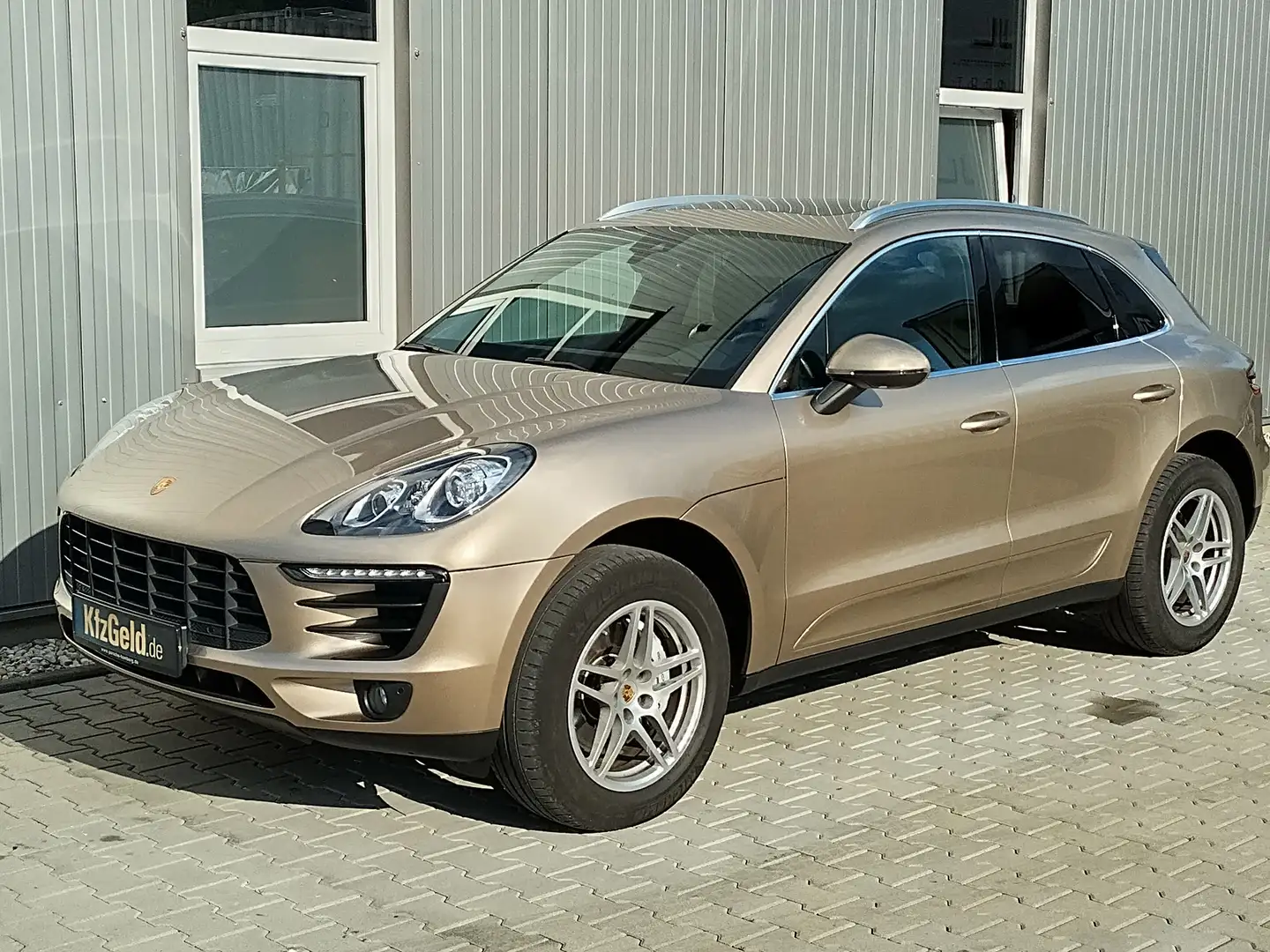 Porsche Macan S 3.0 Diesel PASM, Kamera, AHK, BOSE Gold - 2