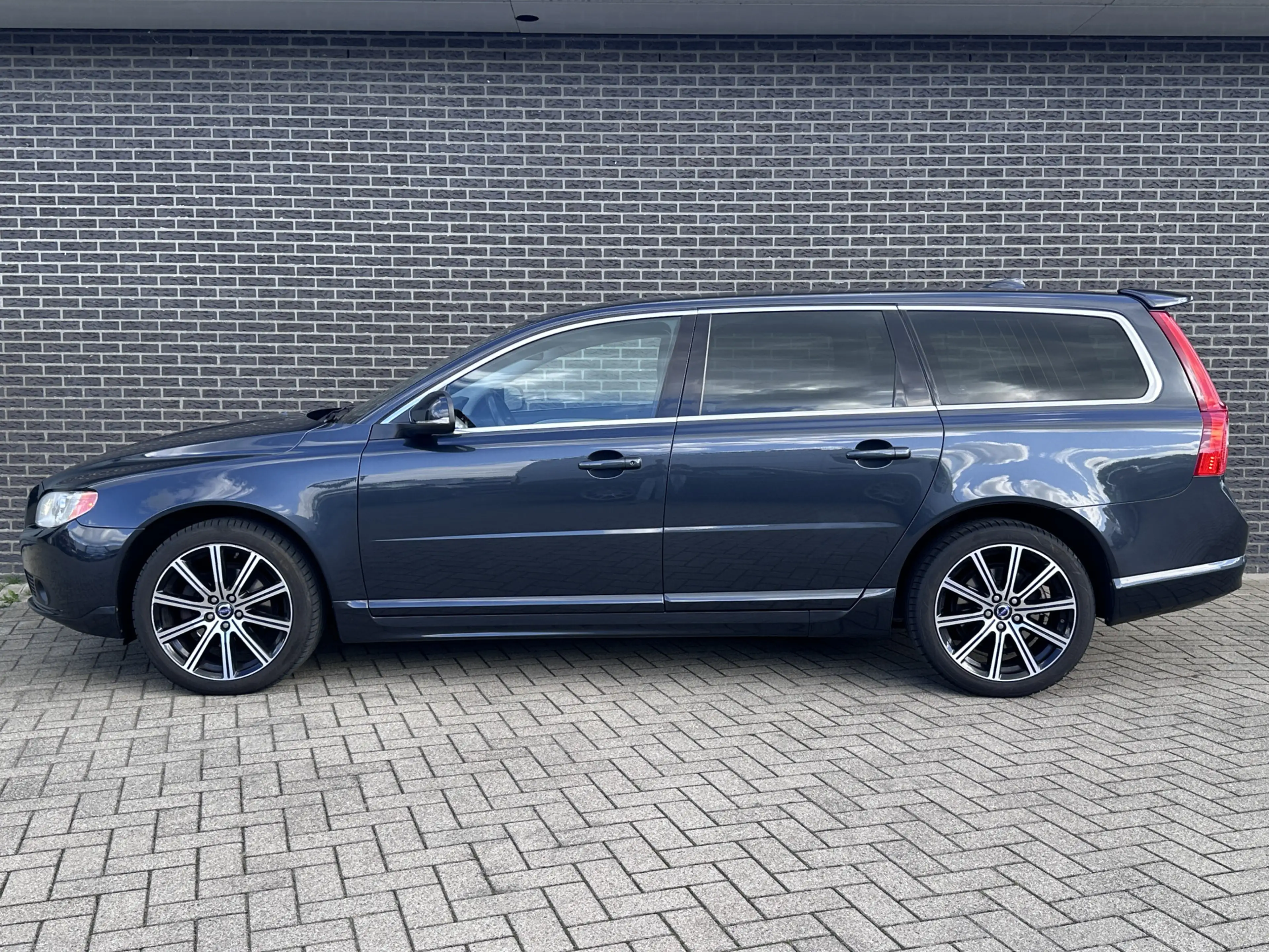Volvo V70 1.6 T4 Limited Edition | Leder | Automaat | Stoelv — photo 9