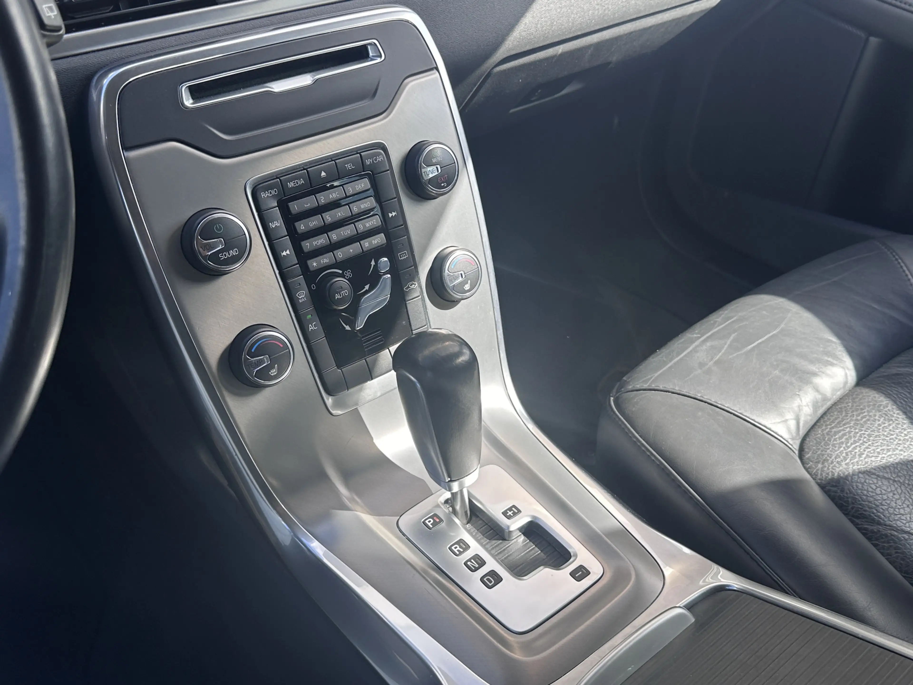 Volvo V70 1.6 T4 Limited Edition | Leder | Automaat | Stoelv — photo 15