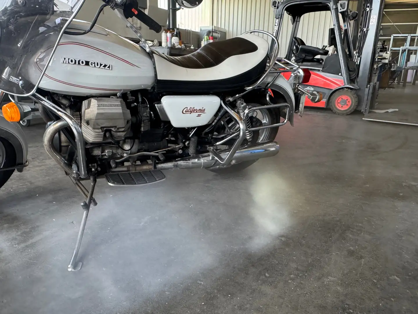 Moto Guzzi California White - 2