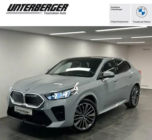 BMW iX2 xDrive30 M Sportpaket Head-Up Harman/Kardon DAB LE