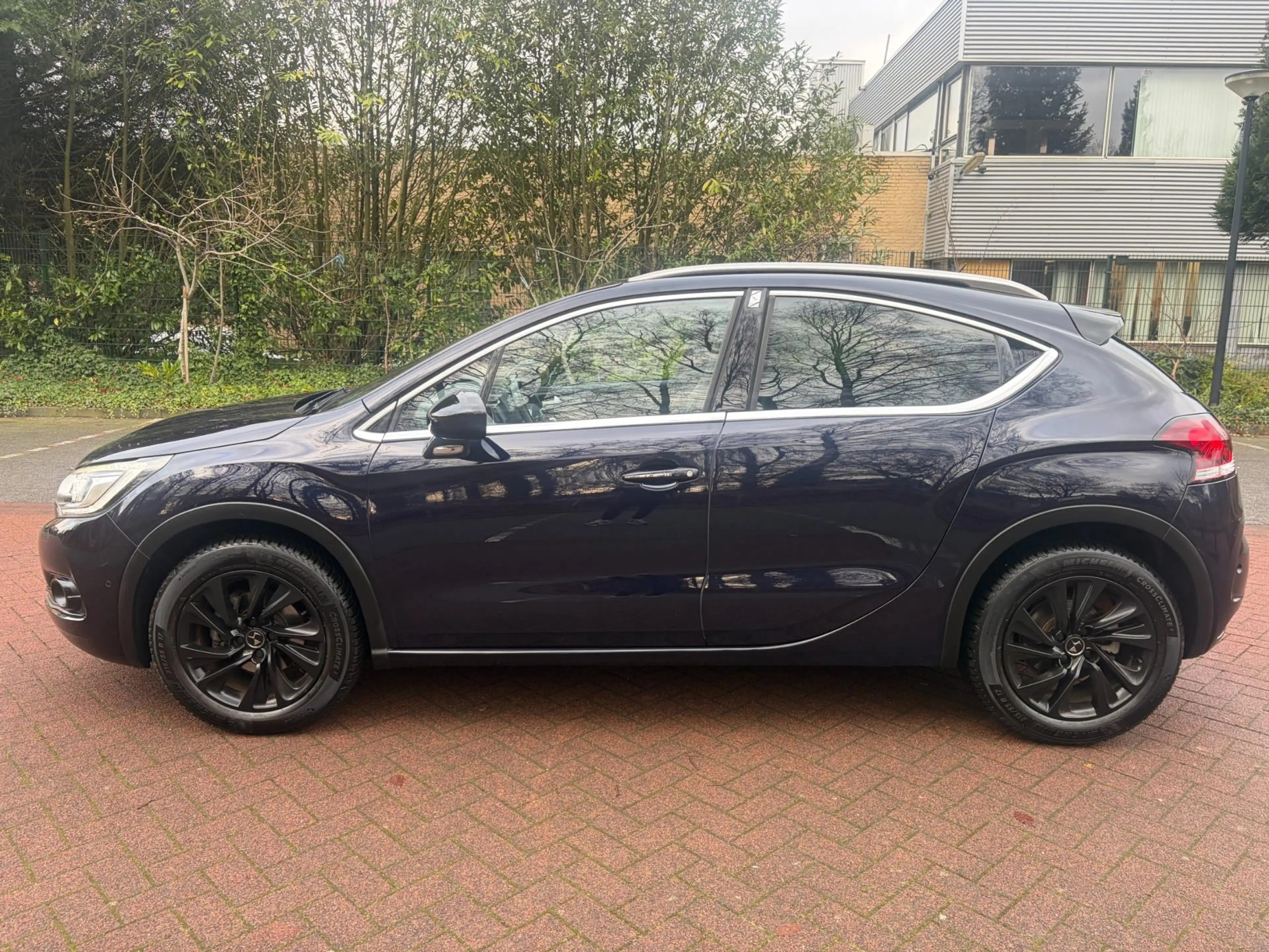 DS Automobiles DS 4 Crossback 1.2 PureTech Business / Navi / Trekhaak / LED — photo 3