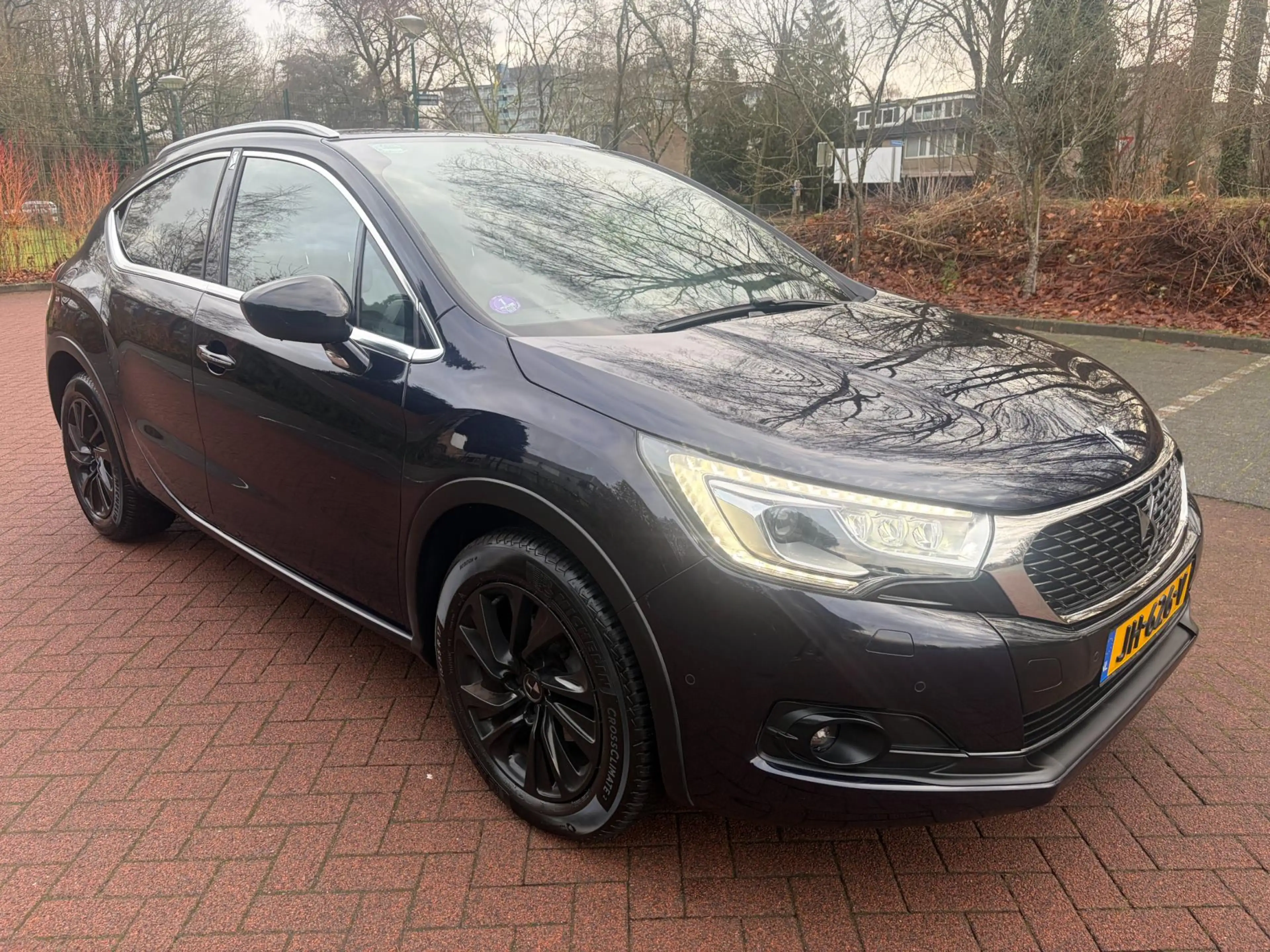 DS Automobiles DS 4 Crossback 1.2 PureTech Business / Navi / Trekhaak / LED — photo 9