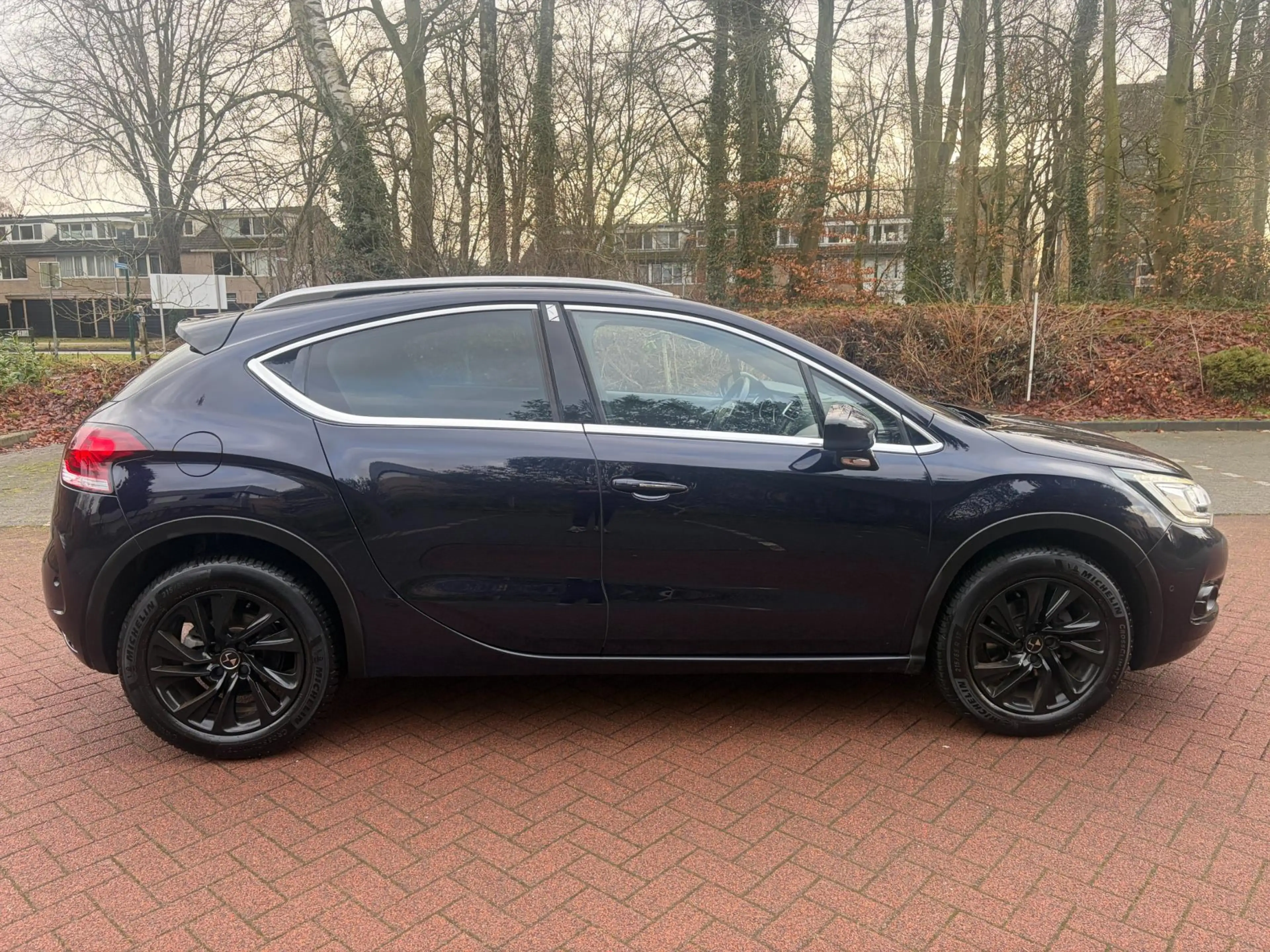 DS Automobiles DS 4 Crossback 1.2 PureTech Business / Navi / Trekhaak / LED — photo 8