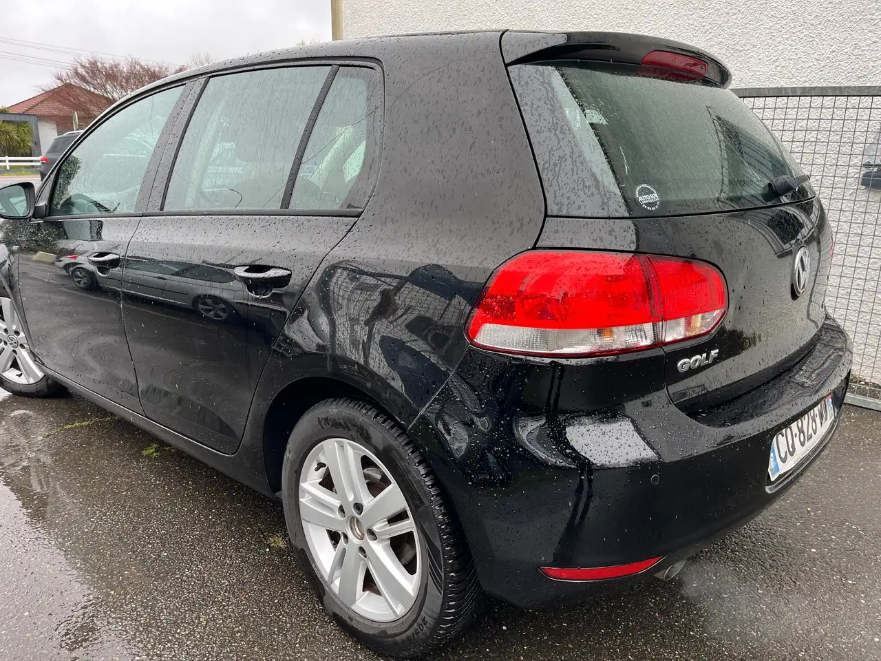 Volkswagen Golf Standard Model — photo 3