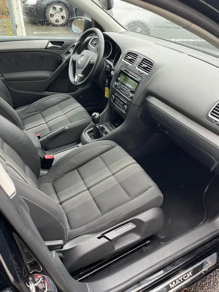 Volkswagen Golf Standard Model — photo 4