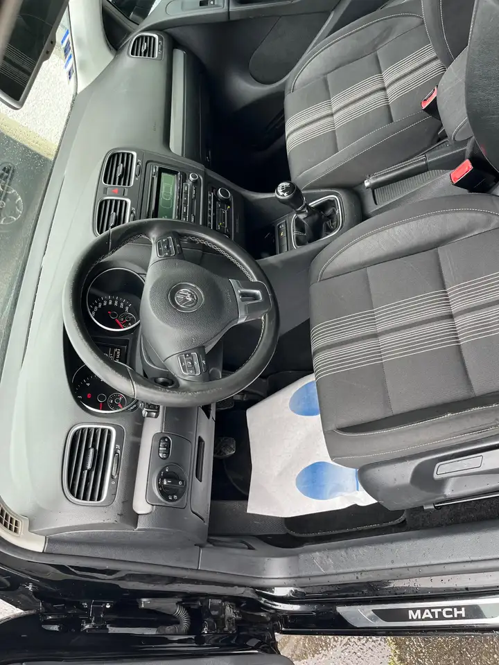 Volkswagen Golf Standard Model — photo 5