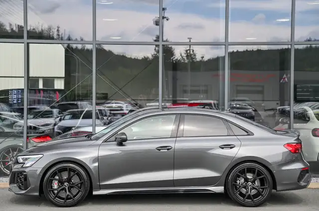 Audi RS3 view 6