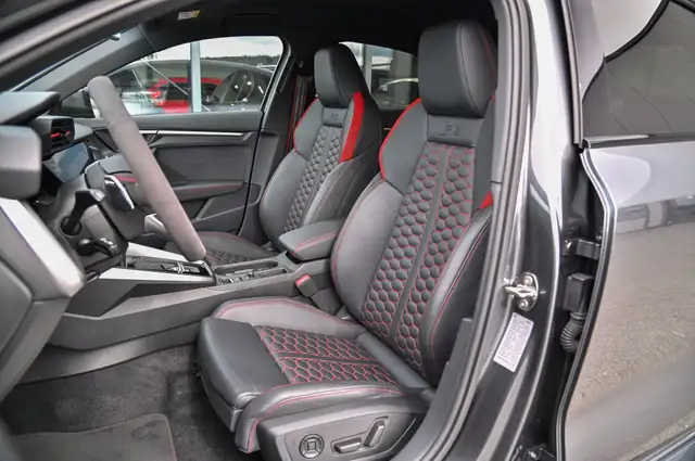 Audi RS3 view 12