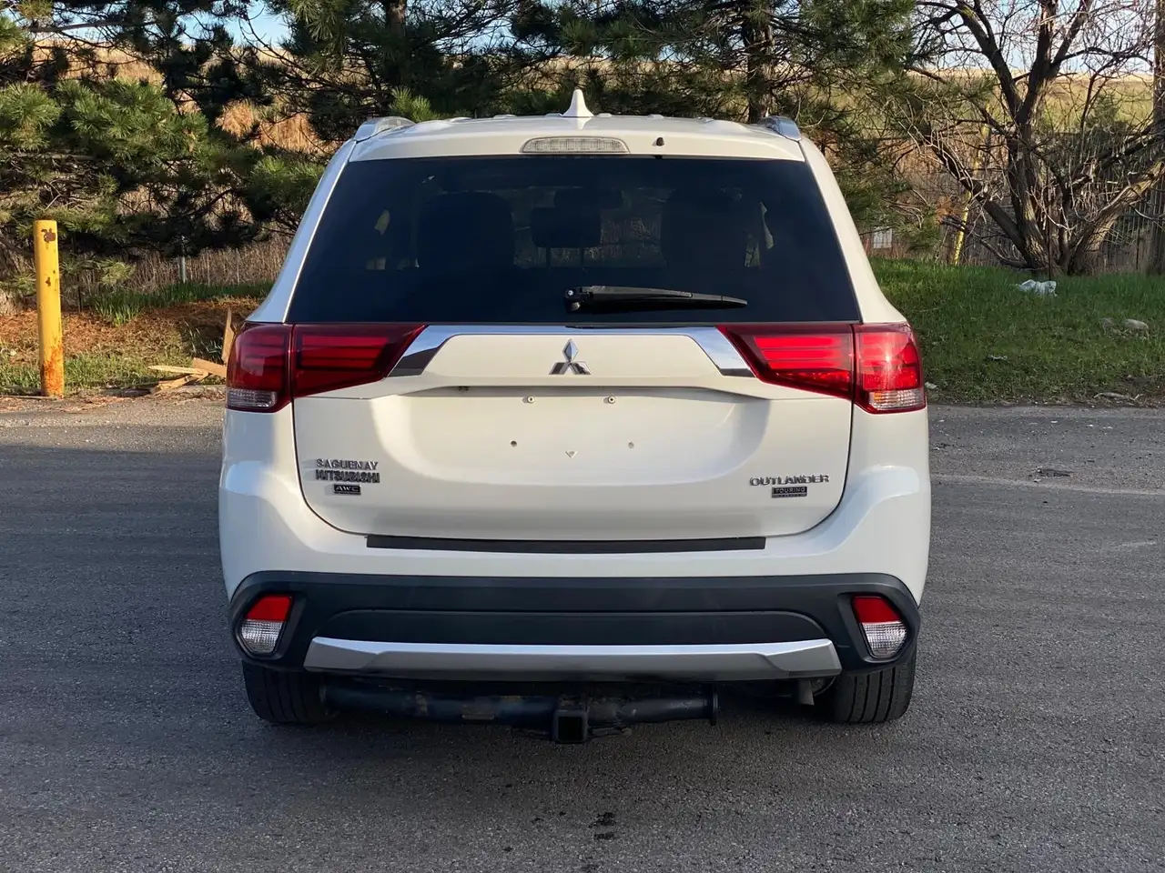 Mitsubishi Outlander снимка Mitsubishi Outlander