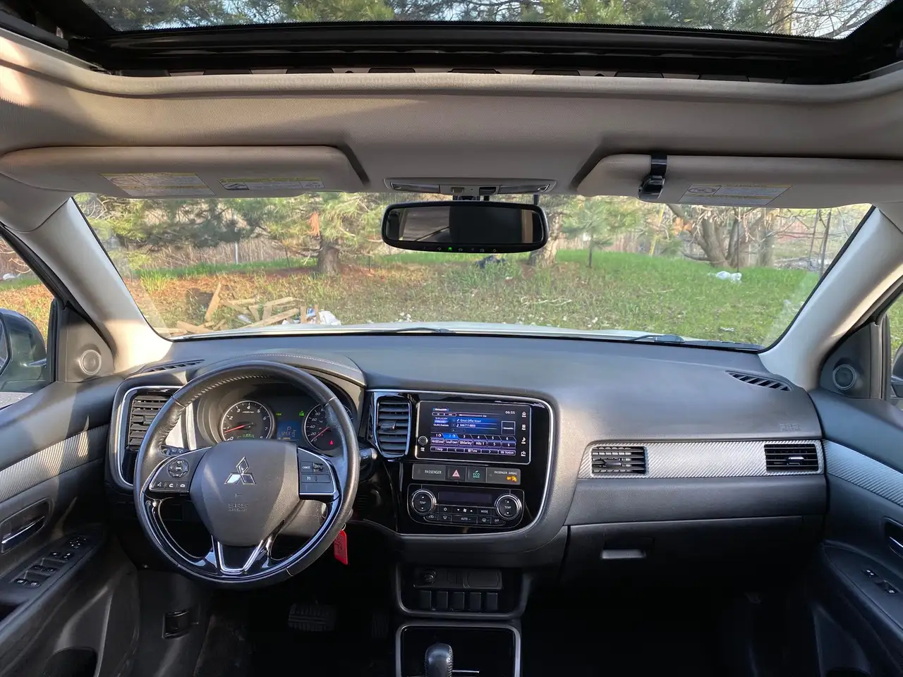 Mitsubishi Outlander снимка Mitsubishi Outlander