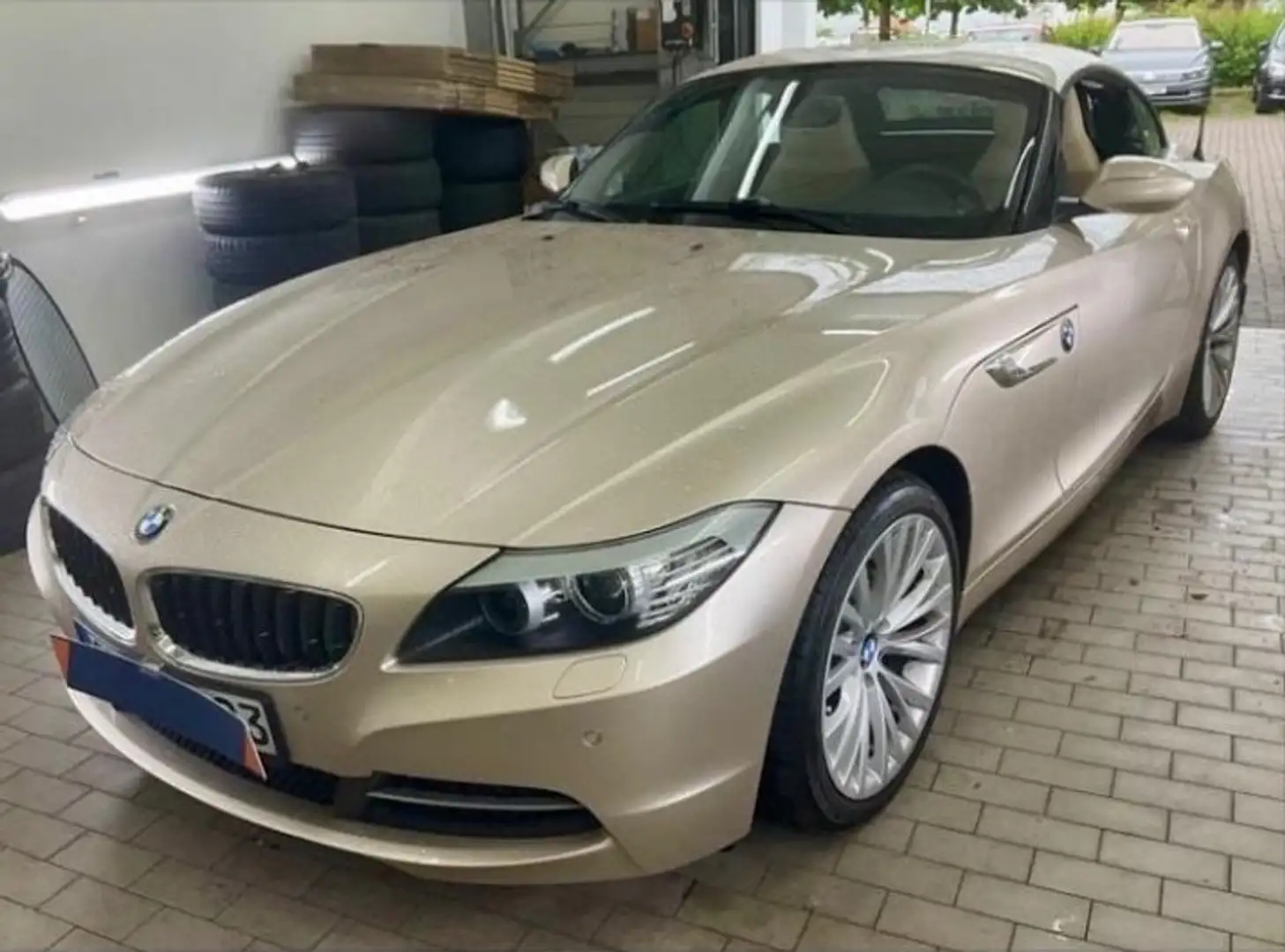 BMW Z4 sDrive20i STEPTRONIC Beige - 1