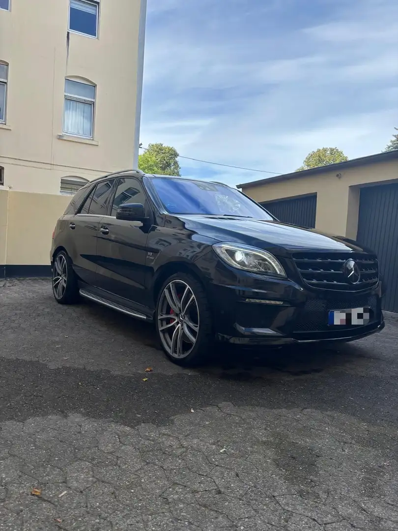 Mercedes-Benz ML 63 AMG 4Matic SPEEDSHIFT 7G-TRONIC Performance Package - 2