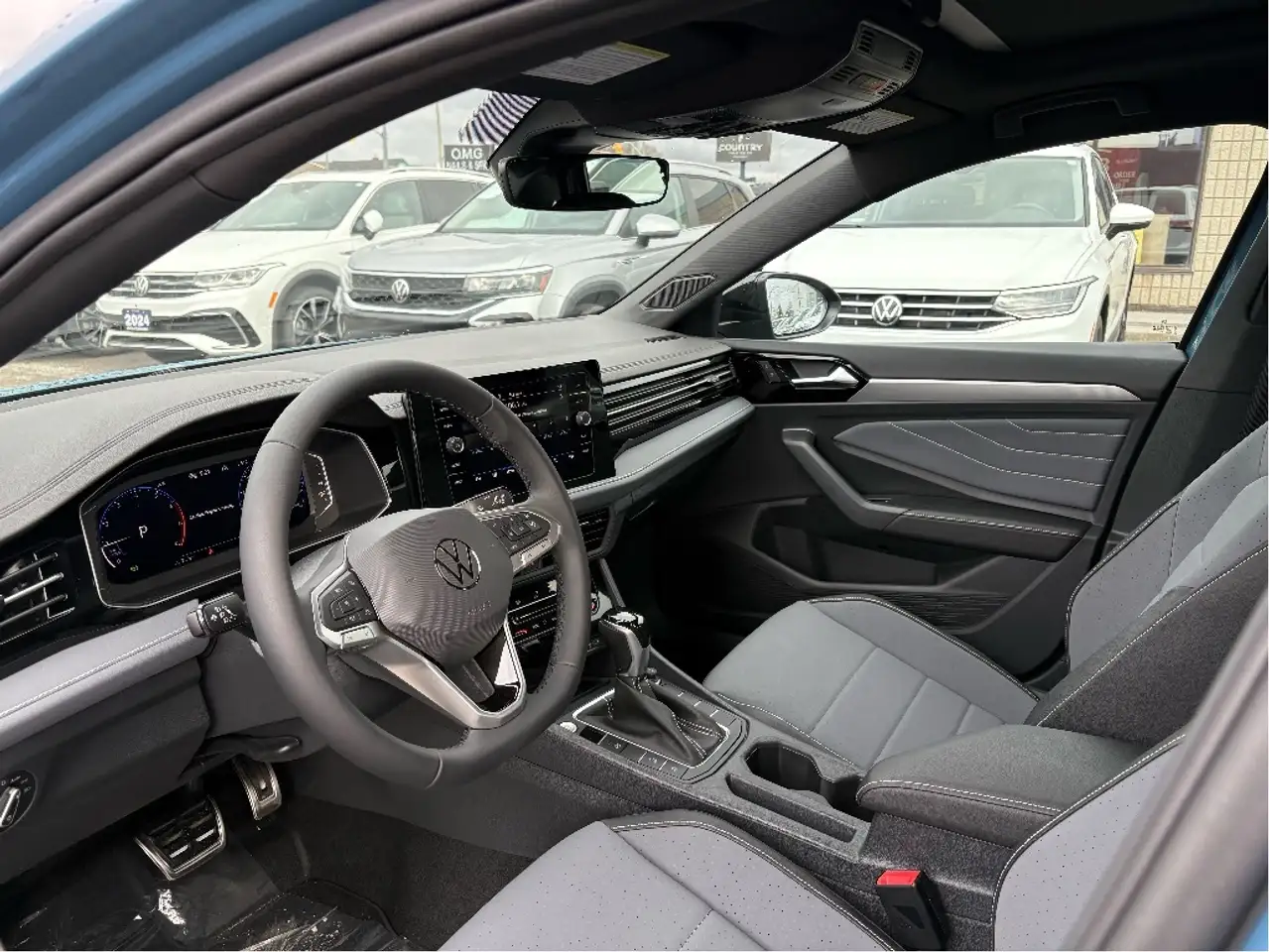 Volkswagen Jetta снимка Volkswagen Jetta