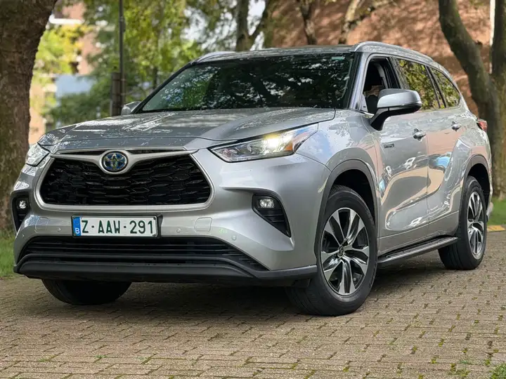 Toyota Highlander Hybrid AWD Premium-19900km-7pl-2021-Garantie 6j