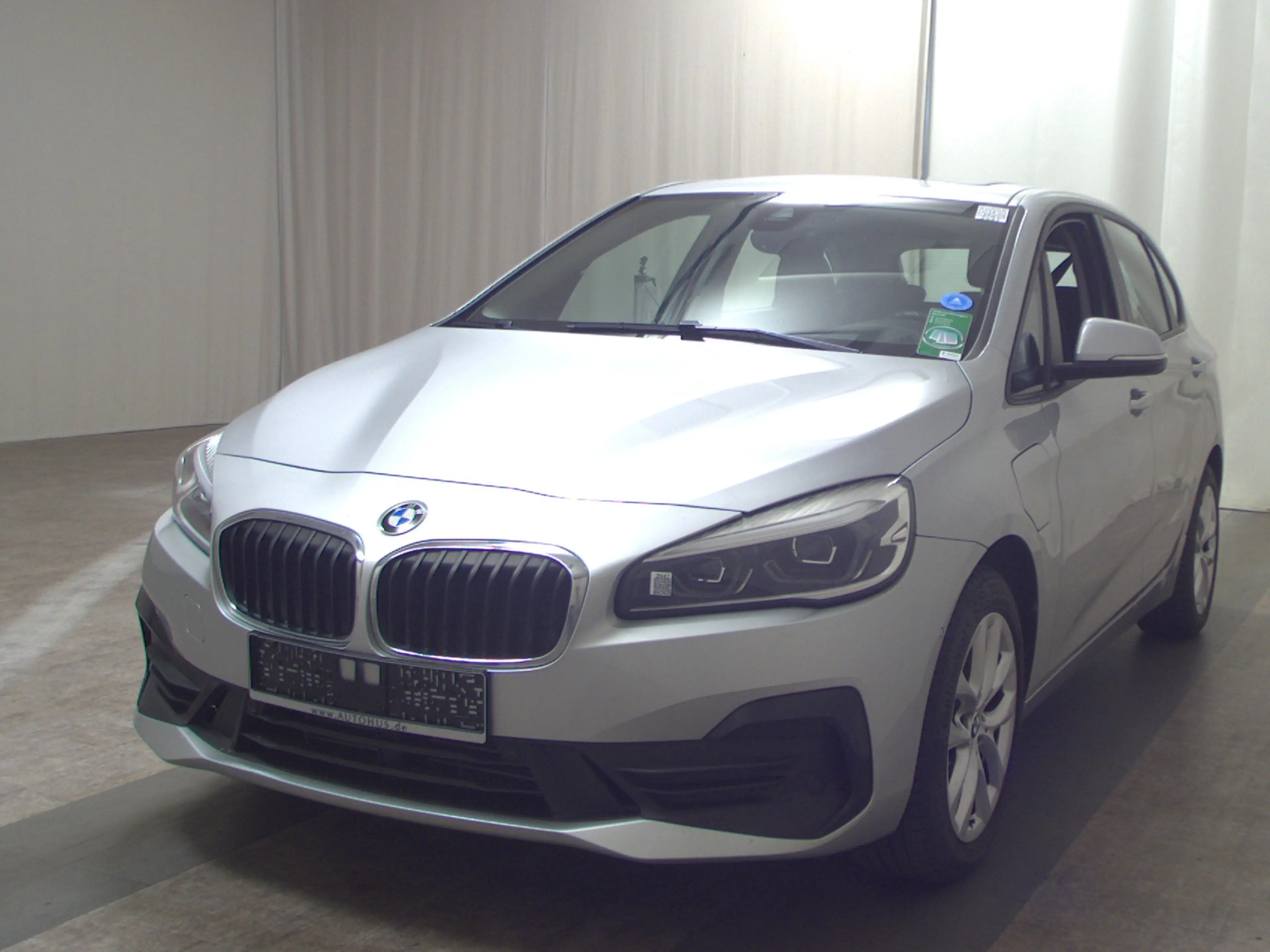 BMW 225 Active Tourer Advantage Navi LED Pano Shz — photo 2