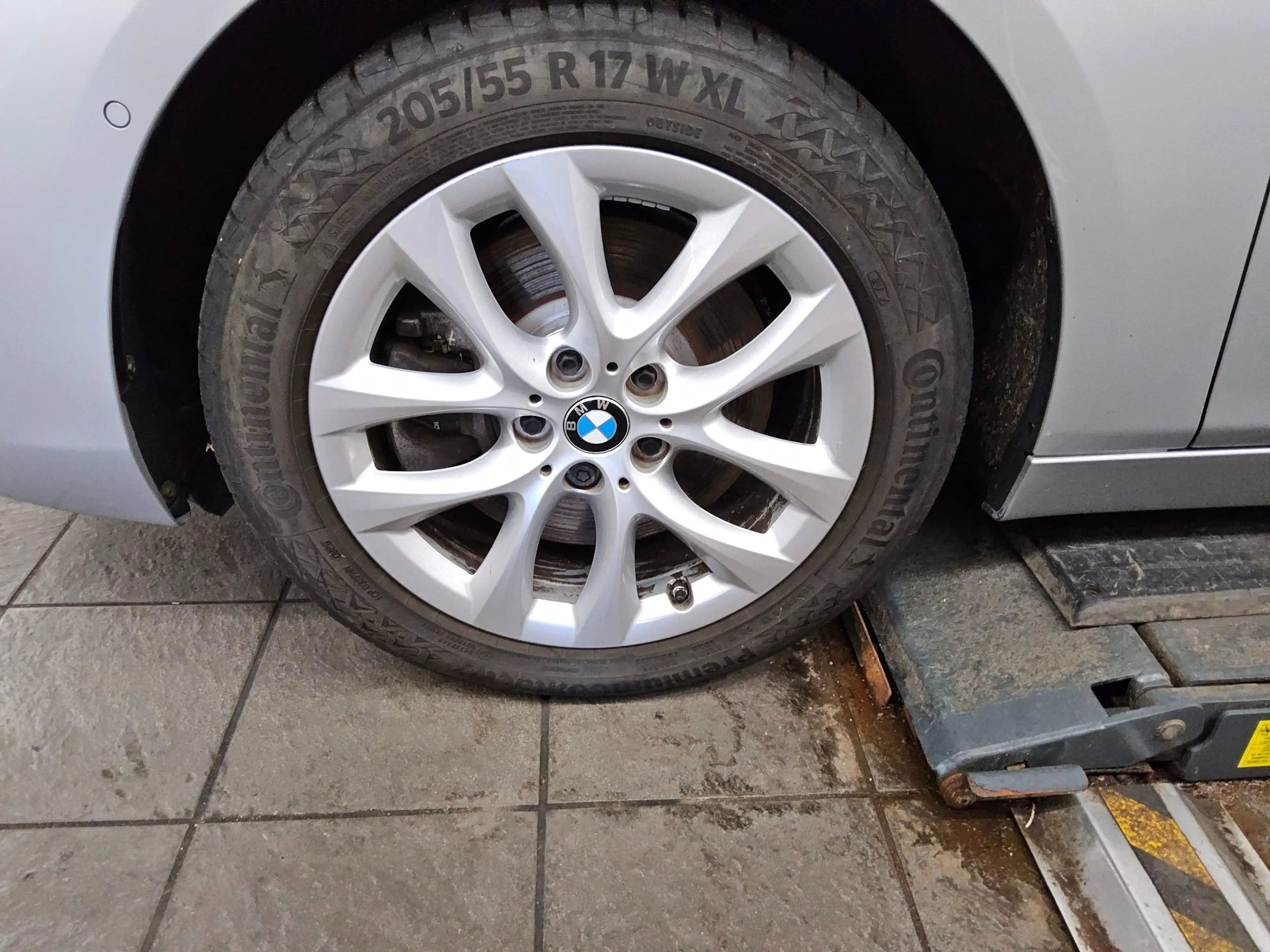 BMW 225 Active Tourer Advantage Navi LED Pano Shz — photo 10