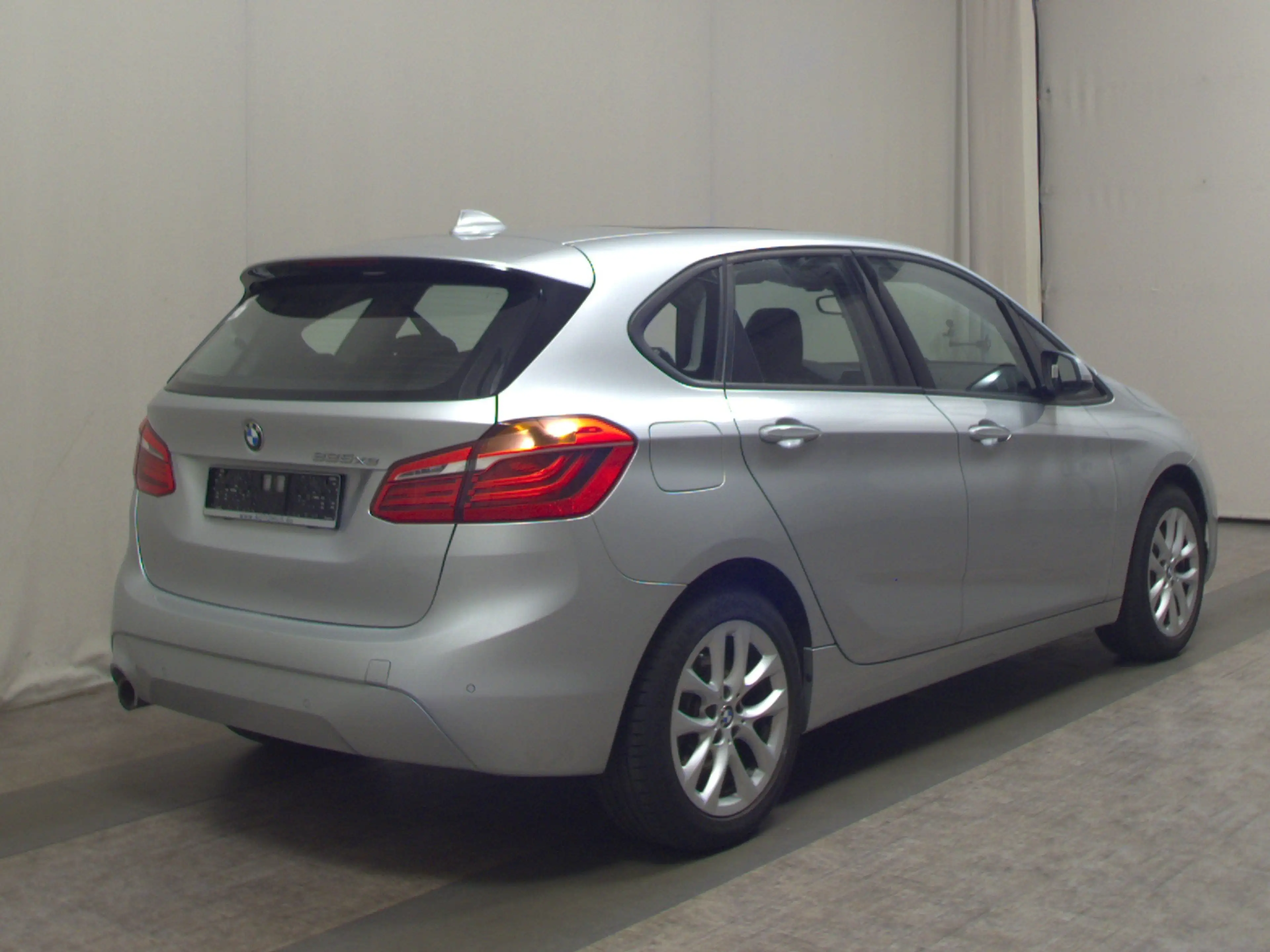 BMW 225 Active Tourer Advantage Navi LED Pano Shz — photo 4