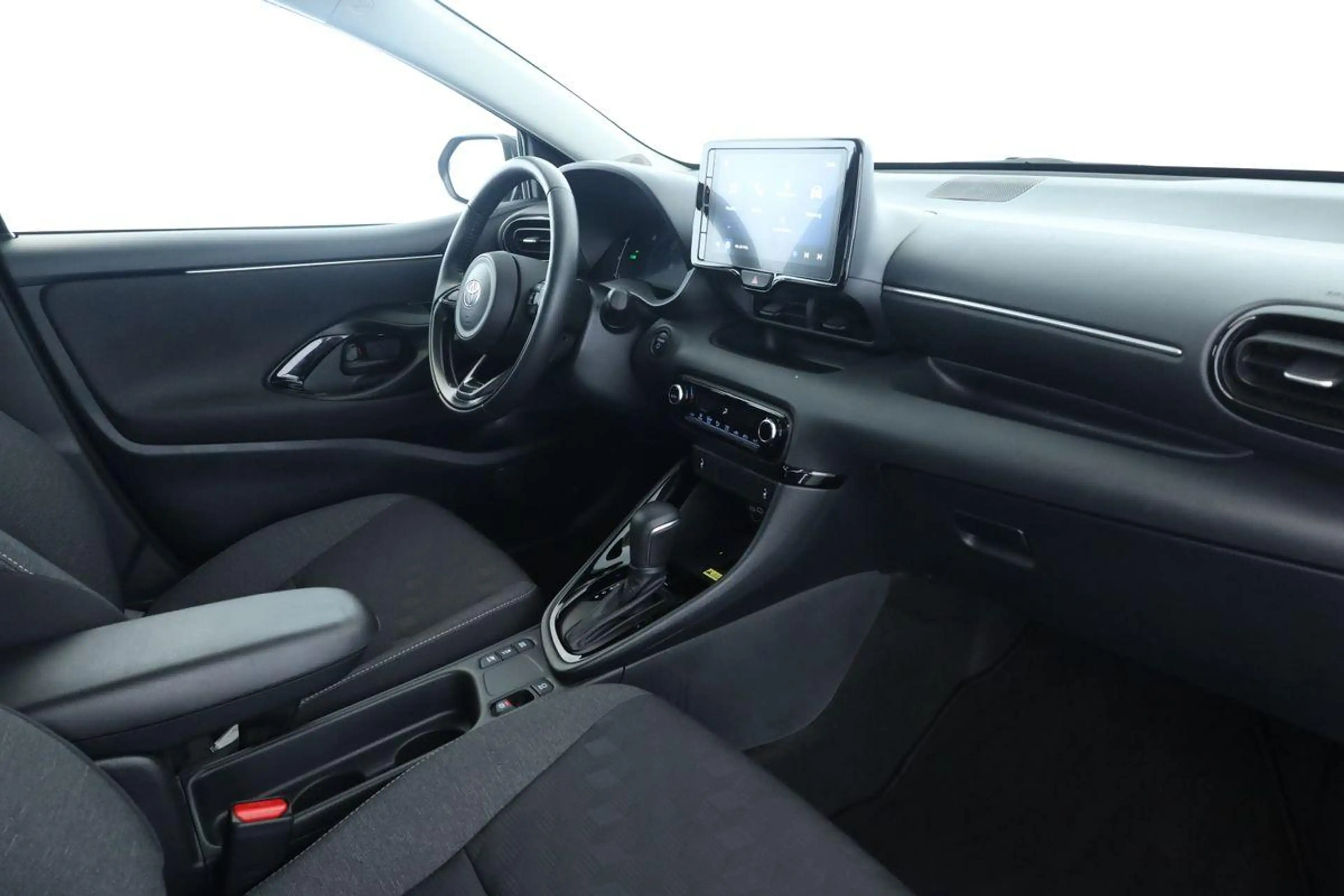 Toyota Yaris Hybrid 116 Teamplayer LED App SHZ Key Kam — photo 12