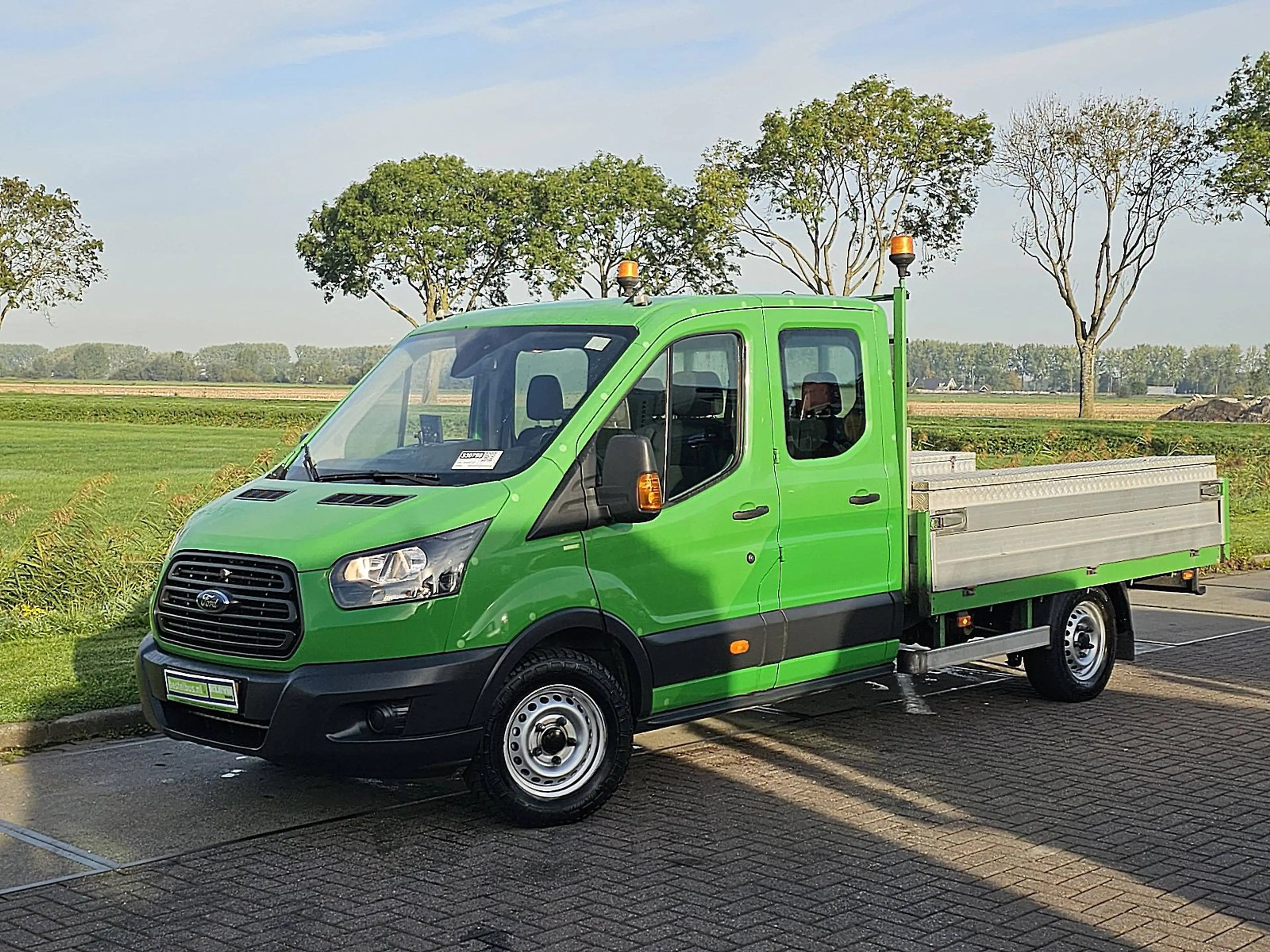 Ford Transit 2.0 TDCI 130 DC L4 AMB. — photo 2