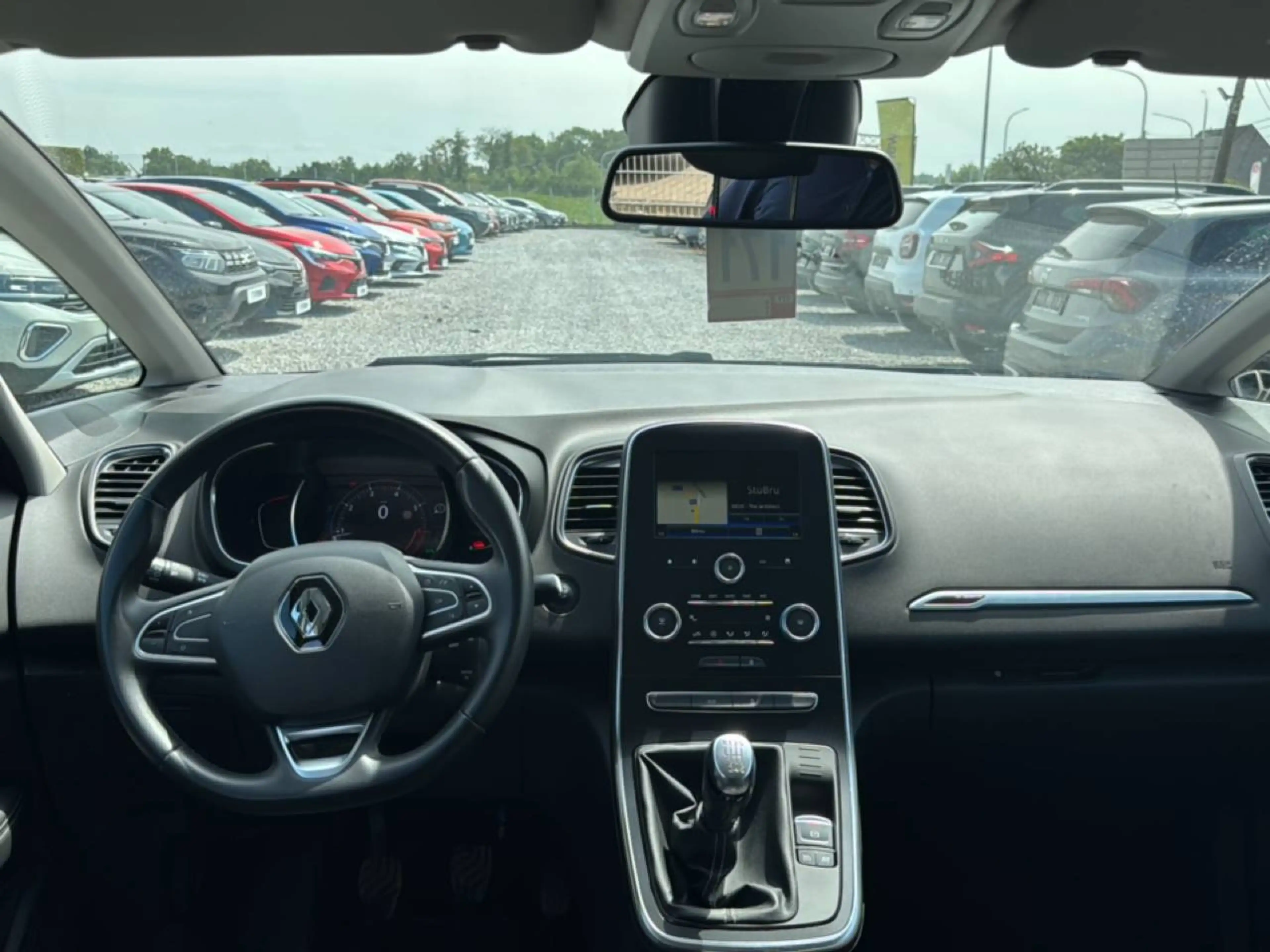 Renault Grand Scenic Grand Scénic 1.33 TCe Equilibre GPF — photo 14